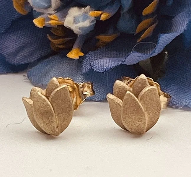 Petite Pink Diamond Tulip Floral Motif Earrings 14K Gold