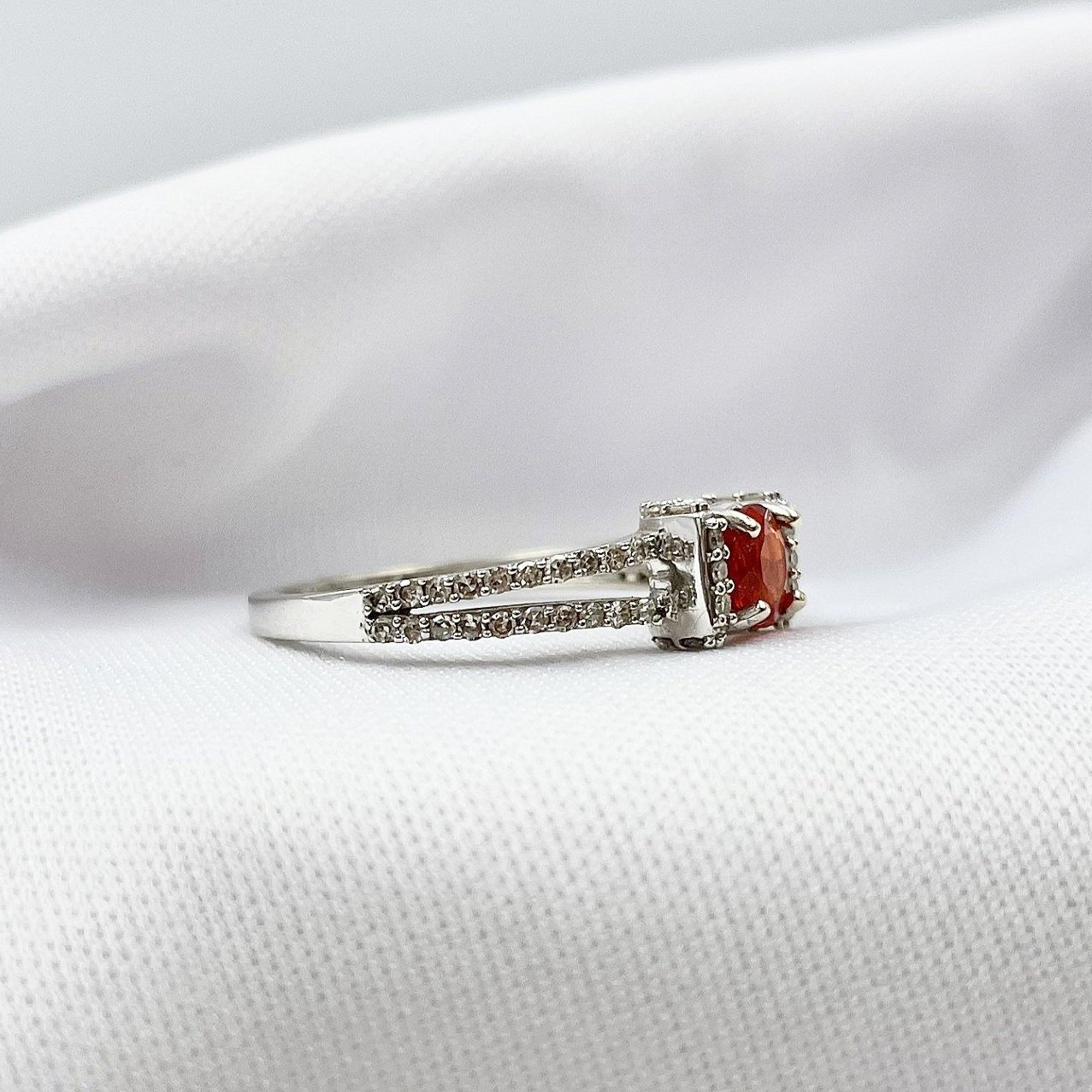 side view white background 14k White Gold 5.0mm Round Cut Fire Opal With Diamonds Accents Split Shoulder Ring