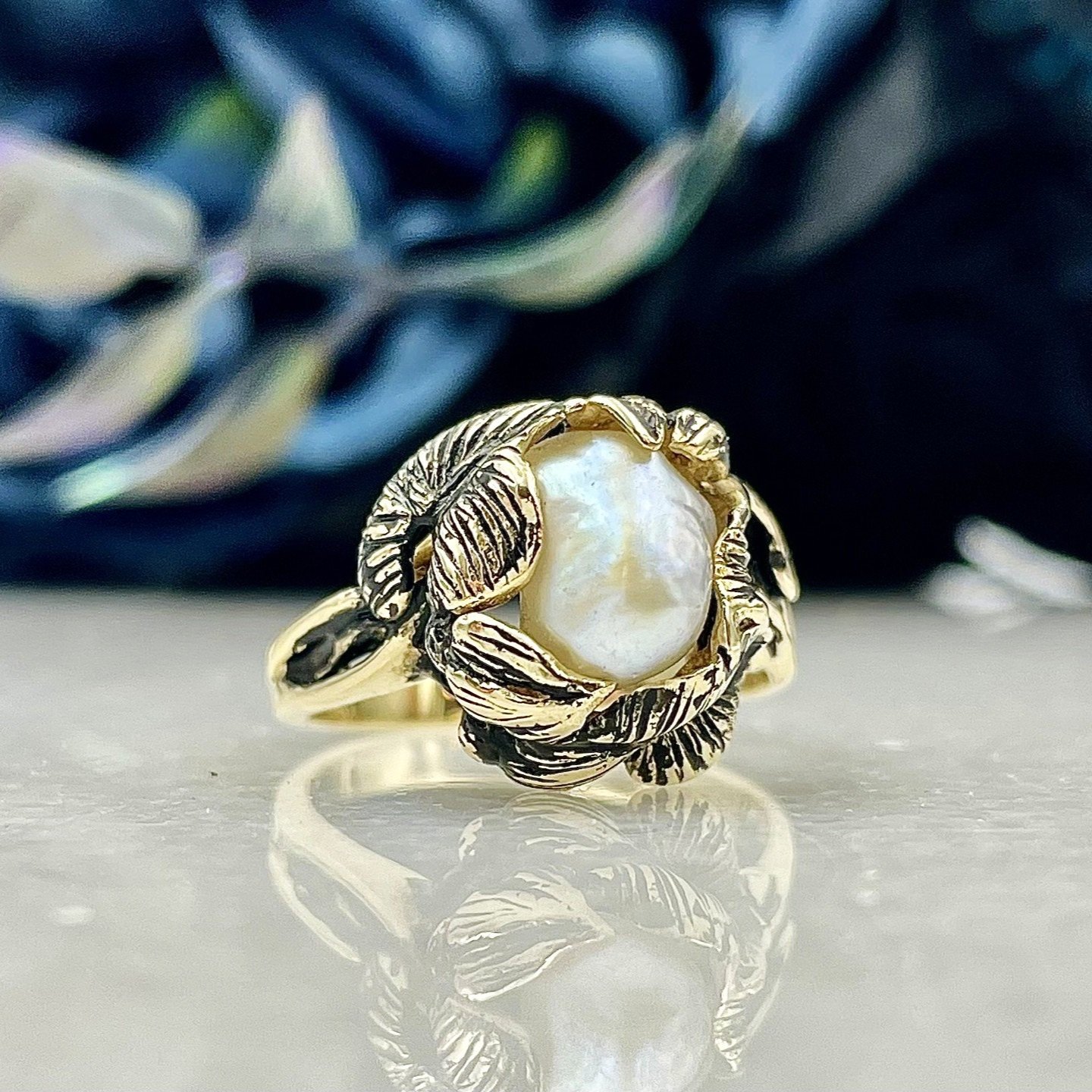 14k Yellow Gold Estate Floral Freshwater Pearl Ladies Ring