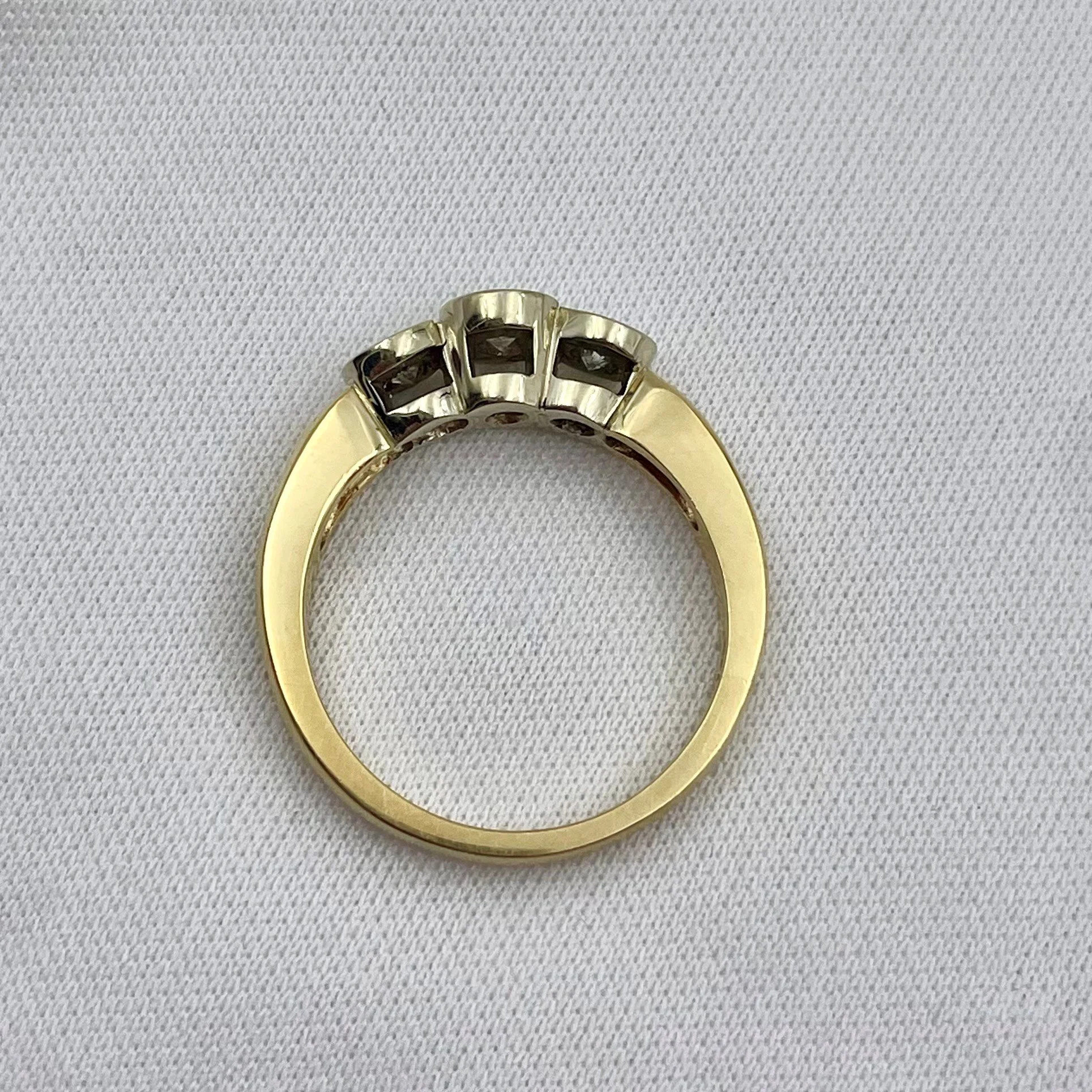 BAB0004B3.jpg