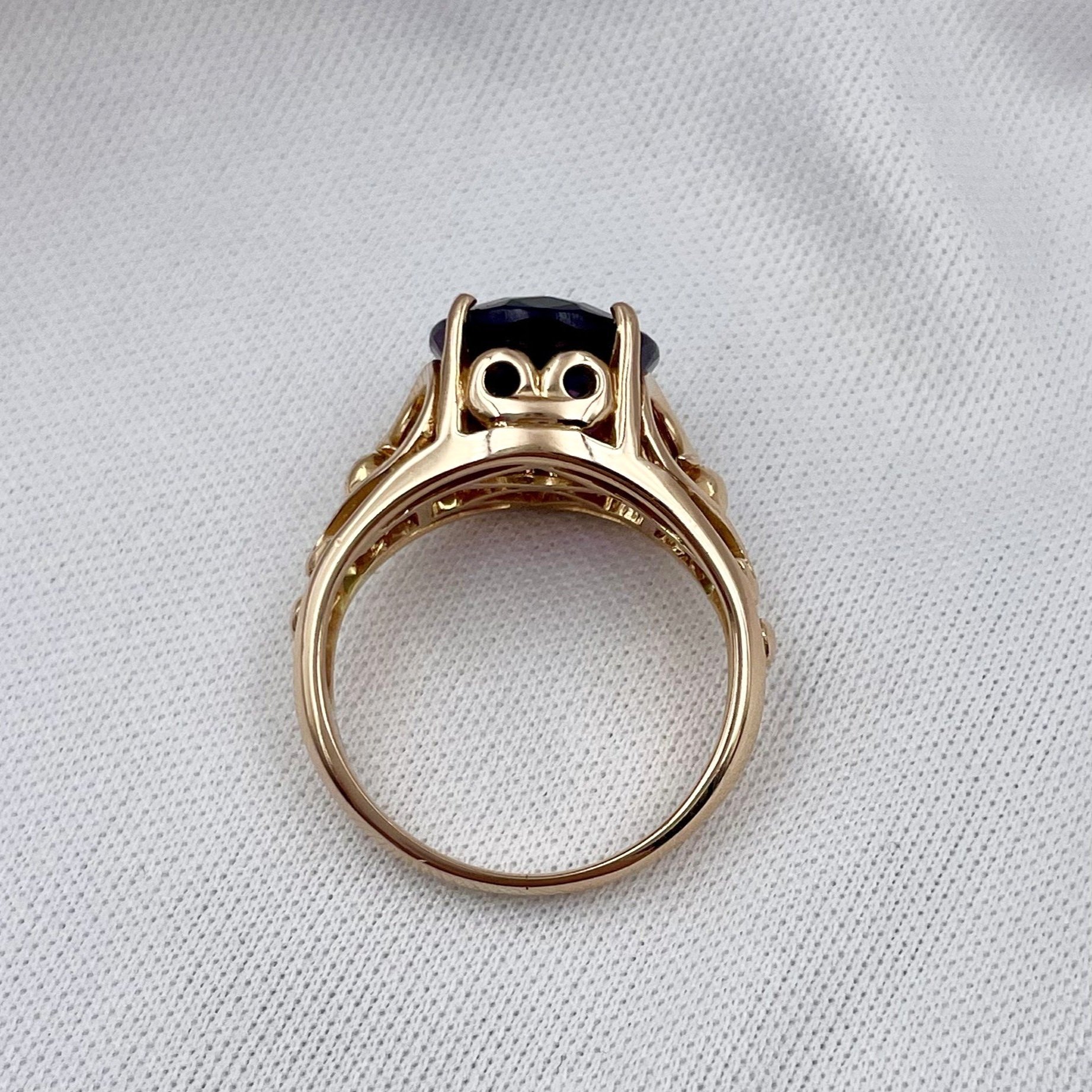 top down gallery view 14k Rose Gold Heart Filigree Oval Amethyst Ladies Ring