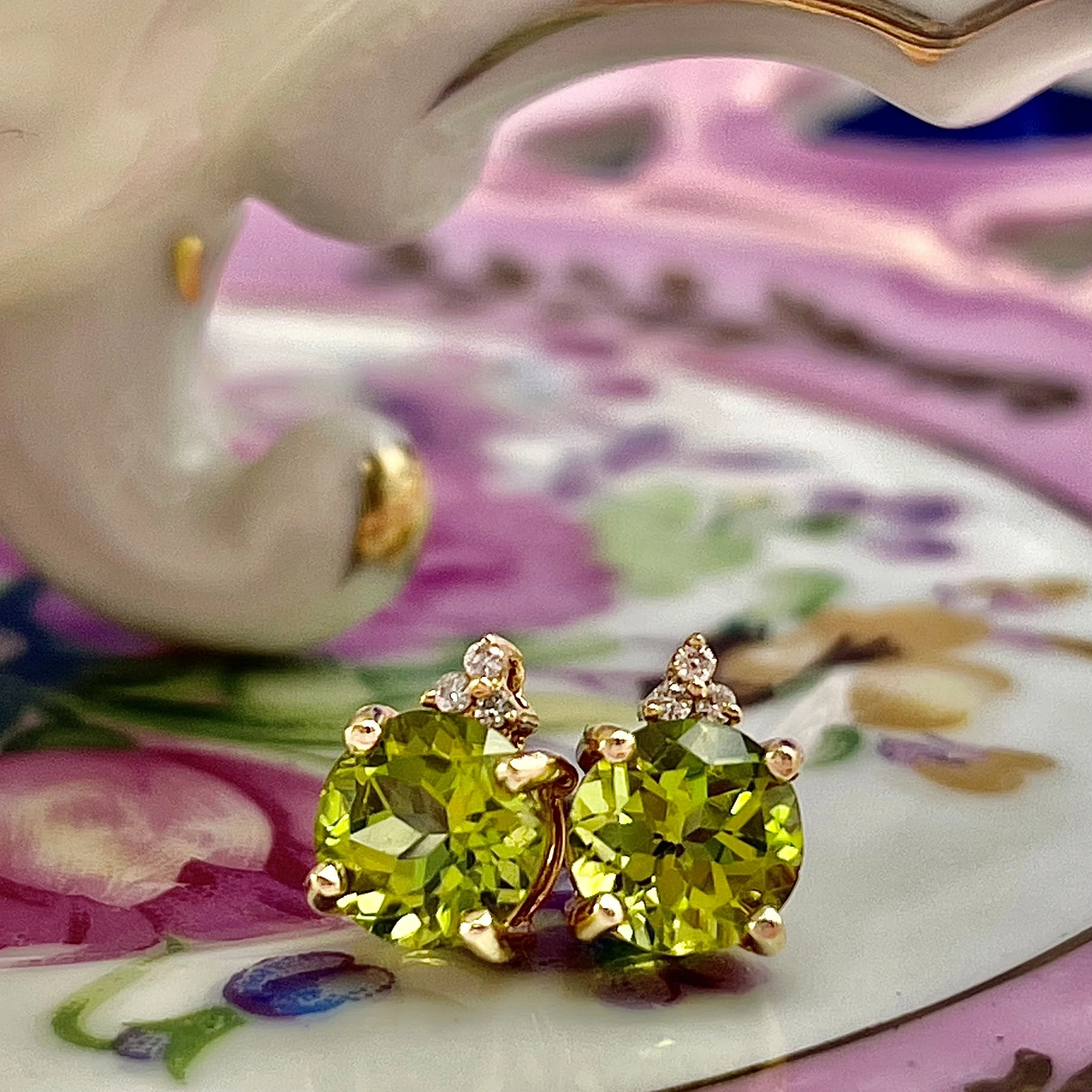 1.76ctw Peridot With A+ diamond Accents Stud Earrings 14k Yellow