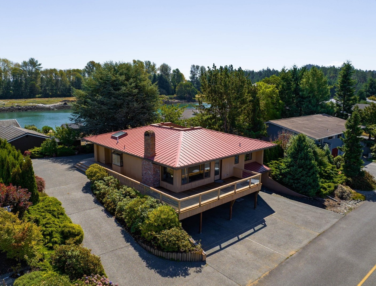 820 Shoshone Drive, La Conner WA 98257