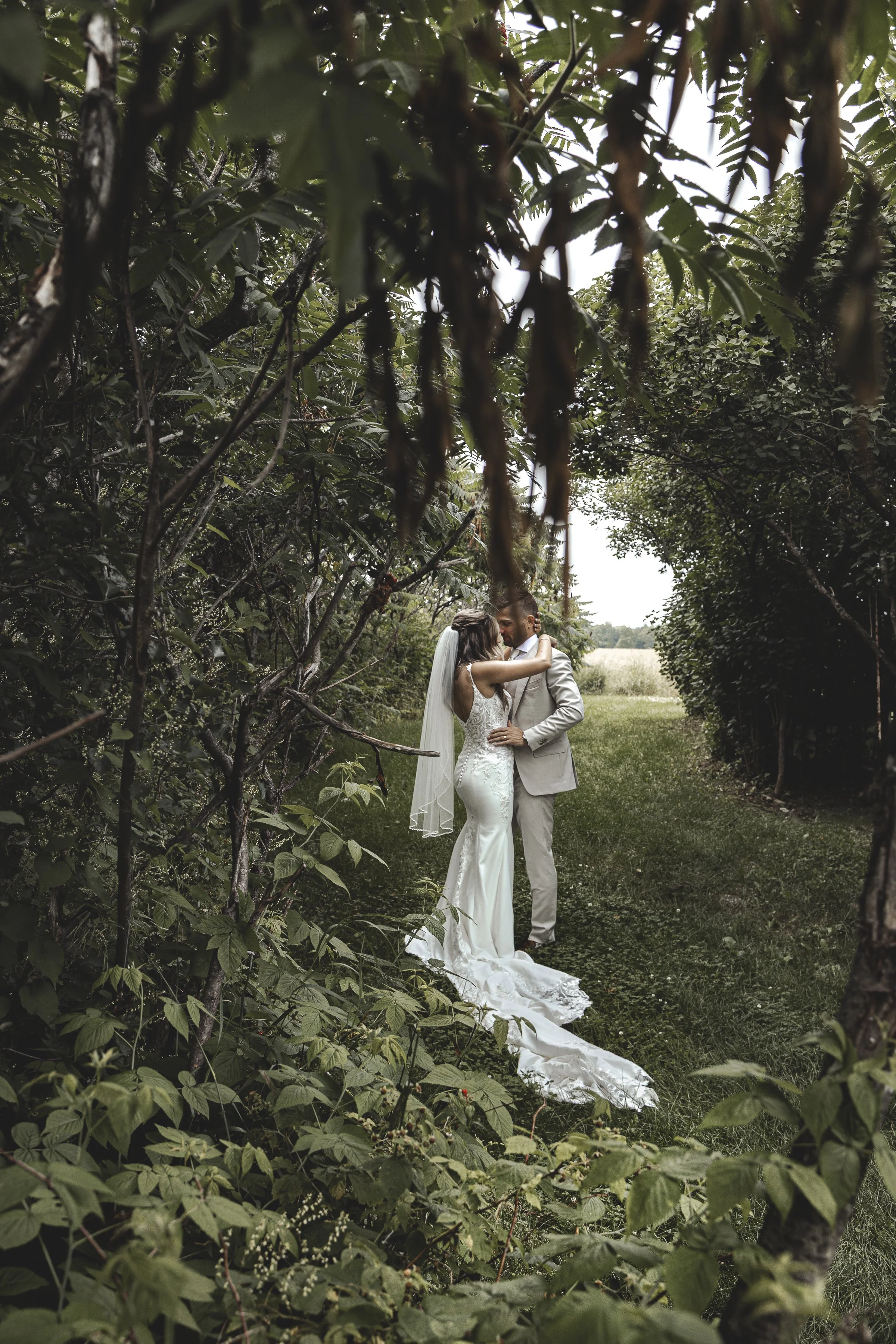 Boizette-Wakefield-Grand-wedding-photography-2407 b.jpg