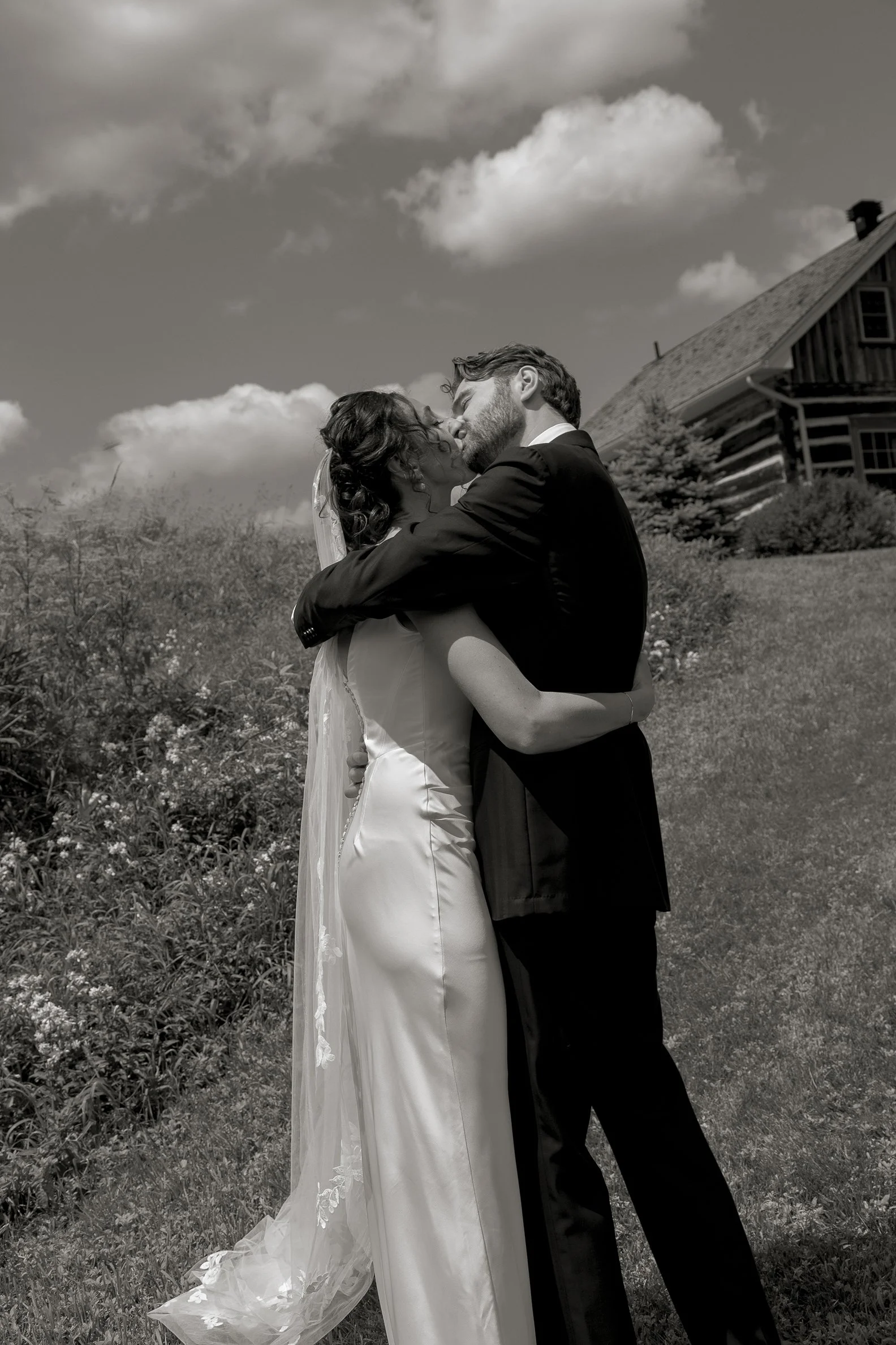 Wedding+at+River+House+Vineyard+and+Winery+by+Ottawa+Photographer+Eric+Boizette+Photography+7081.jpg