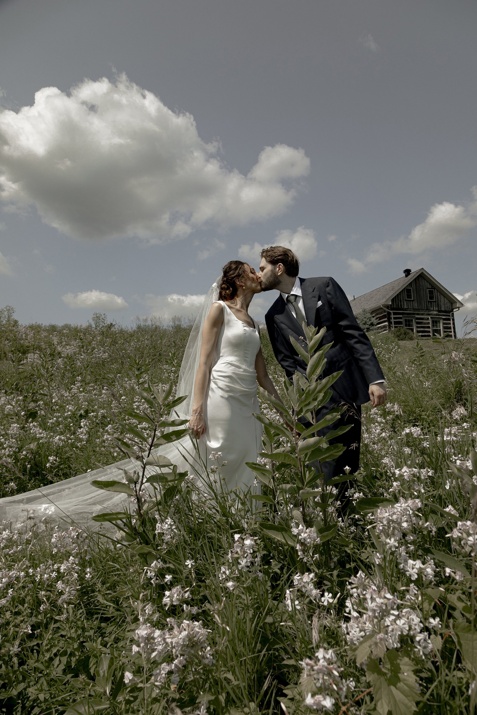 Wedding+at+River+House+Vineyard+and+Winery+by+Ottawa+Photographer+Eric+Boizette+Photography+7022.jpg
