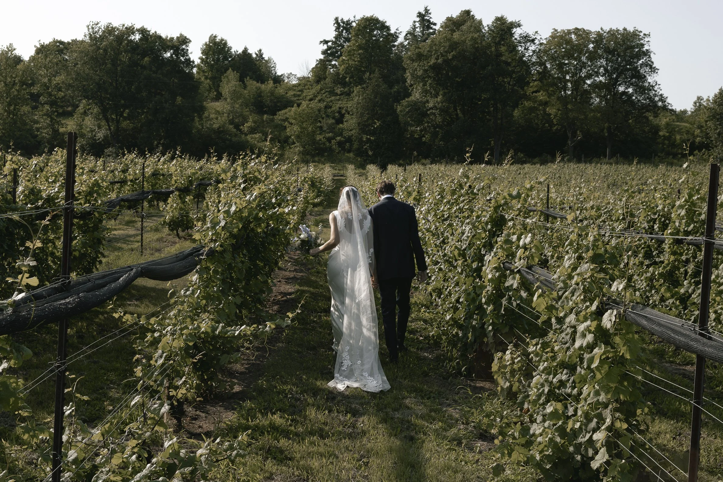 Wedding+at+River+House+Vineyard+and+Winery+by+Ottawa+Photographer+Eric+Boizette+Photography+0863.JPG