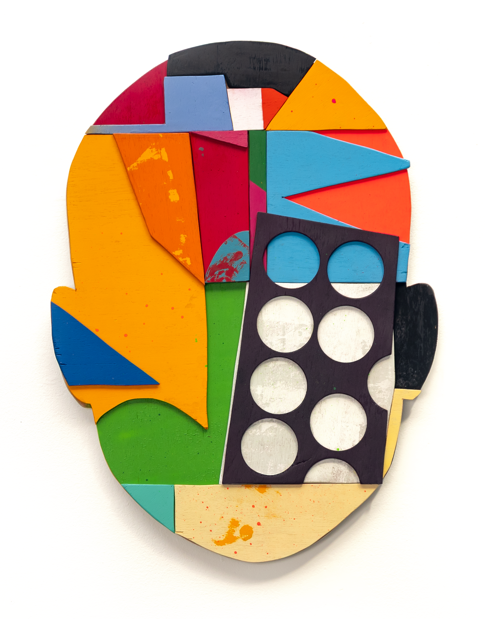Rastros III, 2026. 45 x 60 x 4 cm. Assemblage. Acrylic on wood.