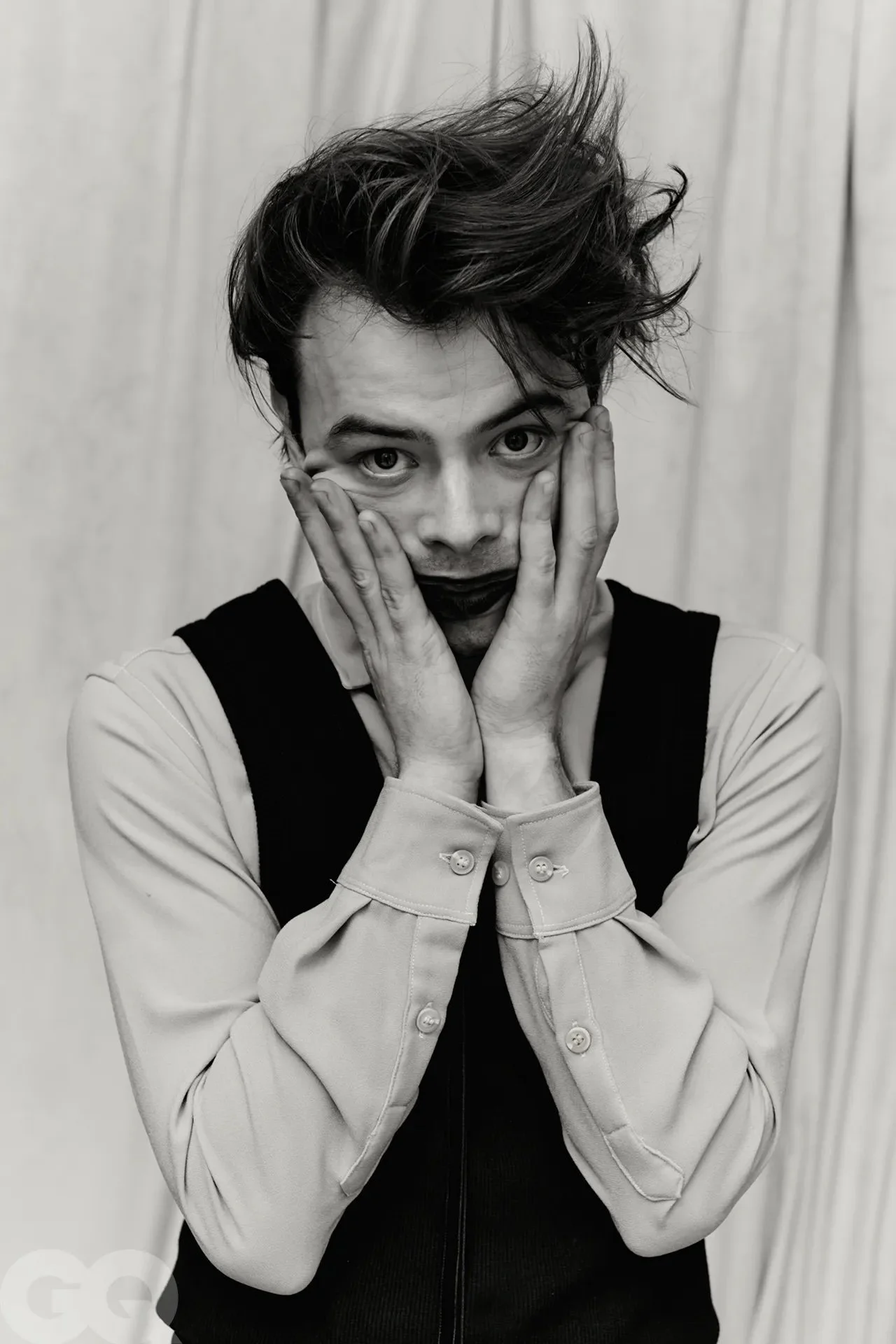 May 30 - Charlie_Heaton_Online7.jpg