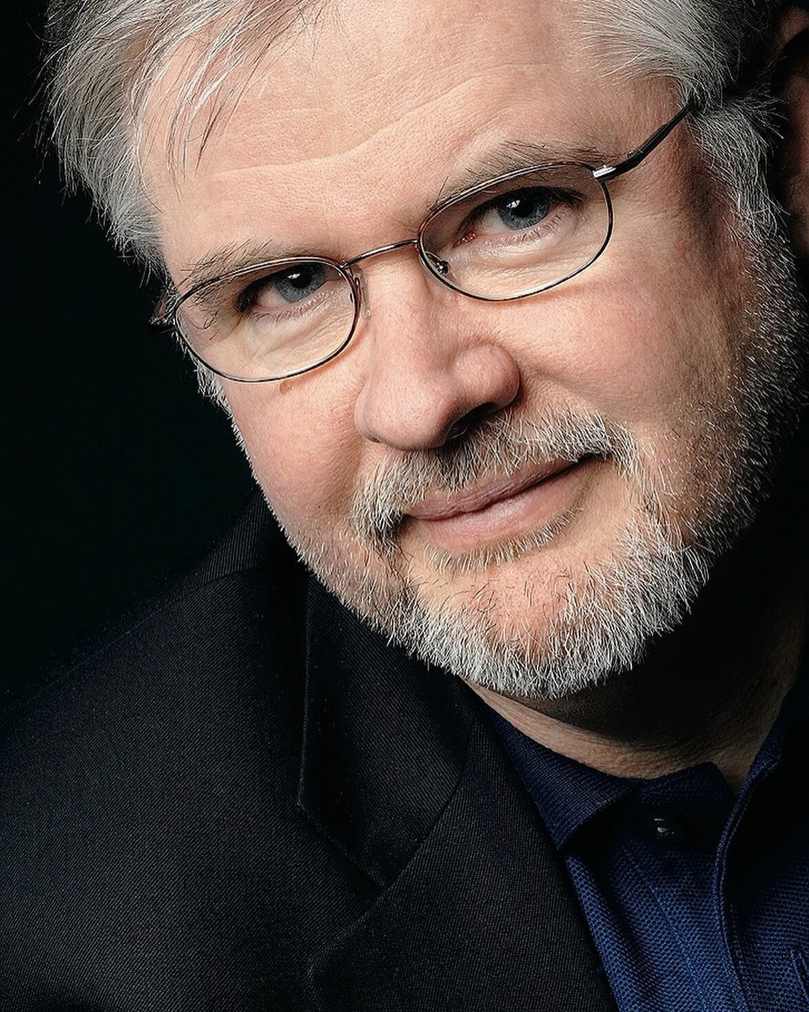 Christopher Durang Jan 2nd 1949 - April 2nd 2024; A playwright famous for absurd and dark comedy, Durang was unique and brilliant. Swipe for some of his work.
#christopherdurang #restinpeace