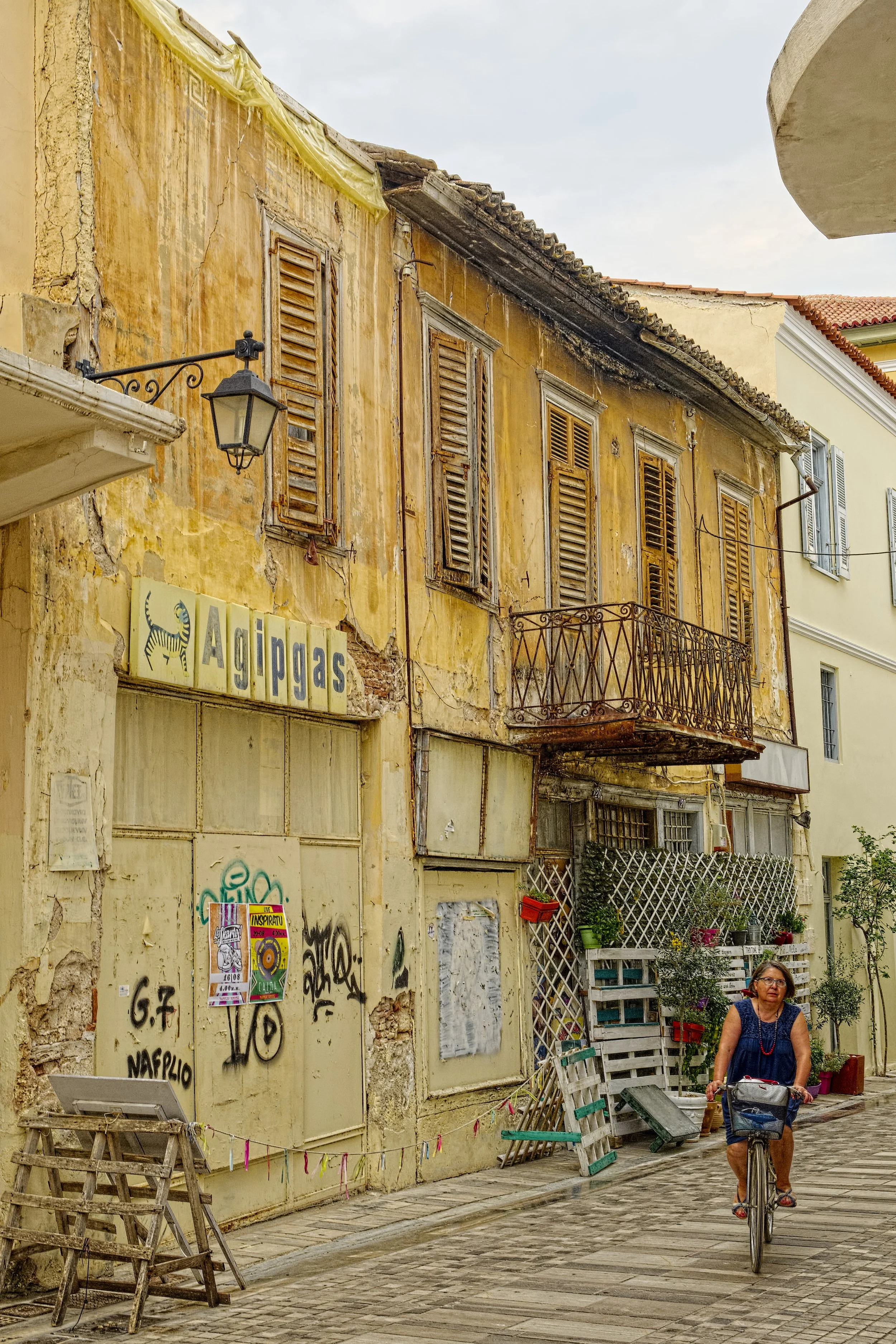 GraffitiSigns_Greece AUG 2017_16.jpg