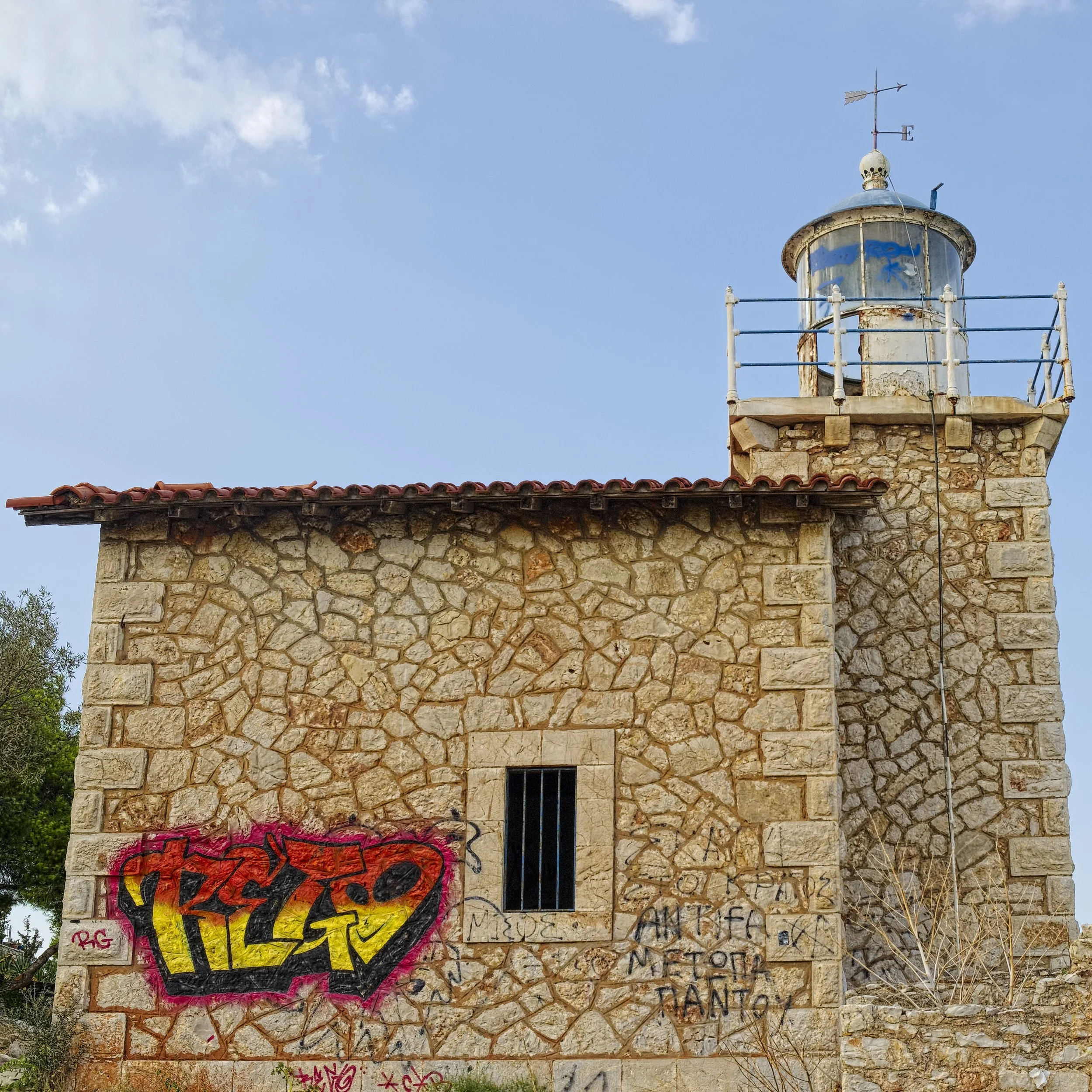 GraffitiSigns_Greece AUG 2017_17.jpg