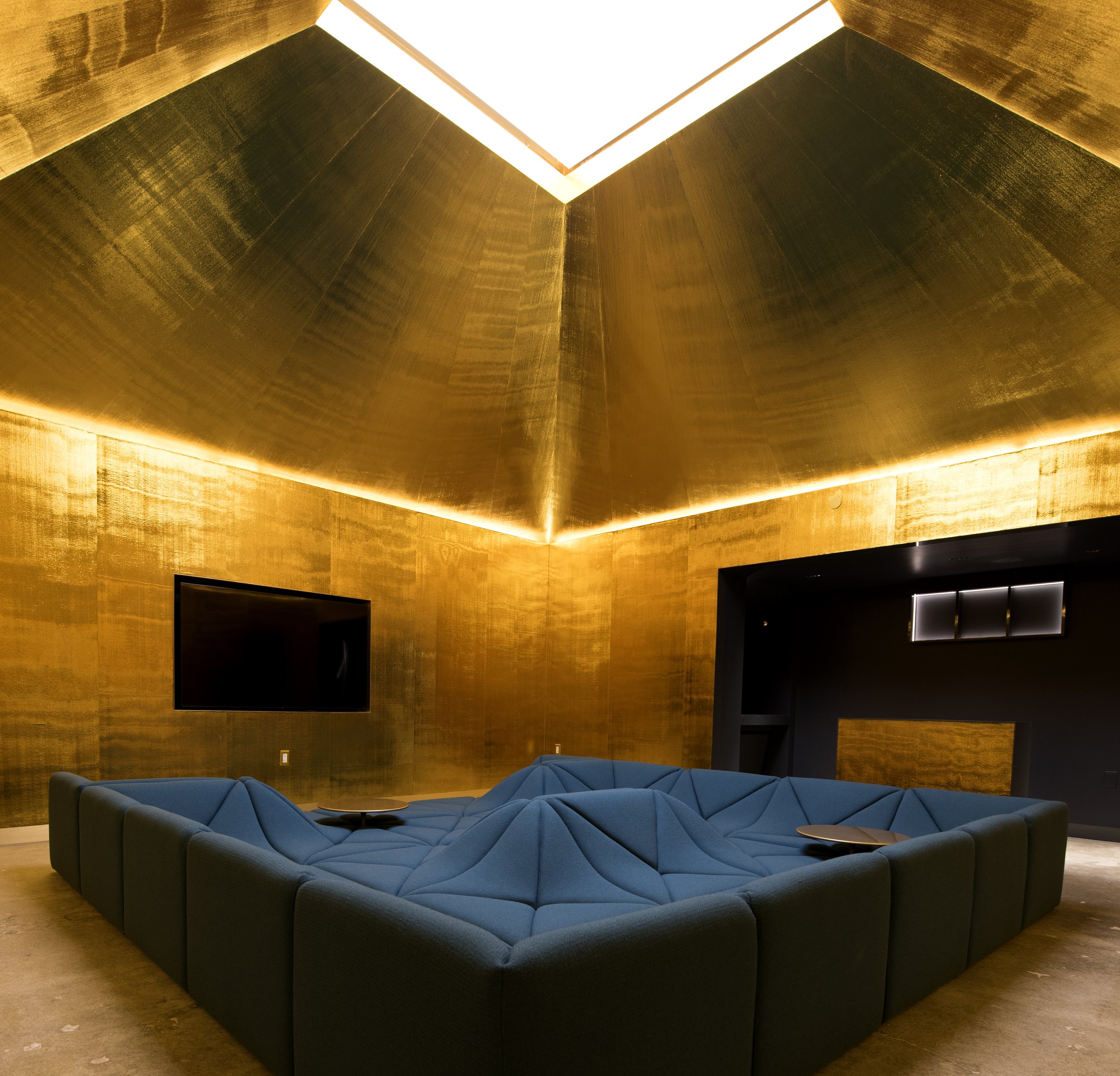 POST Master - Bar and Lounge.jpg