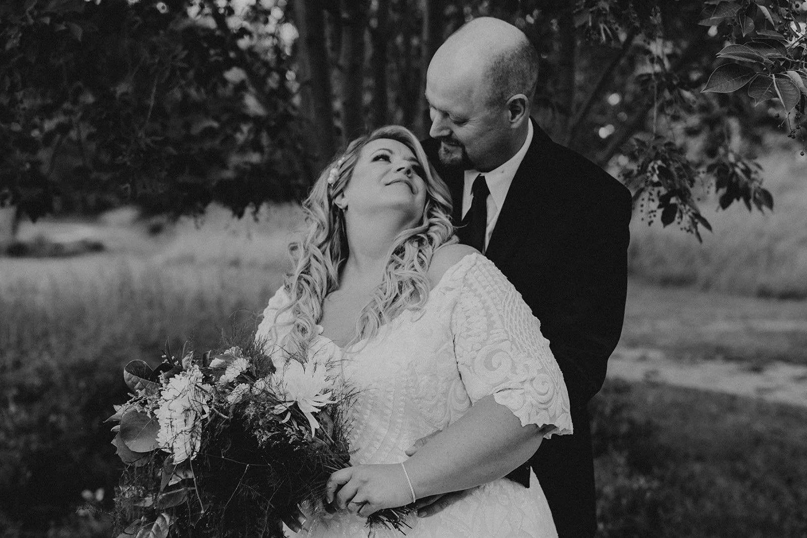 Black And White Wedding Portrait Bride and Groom 