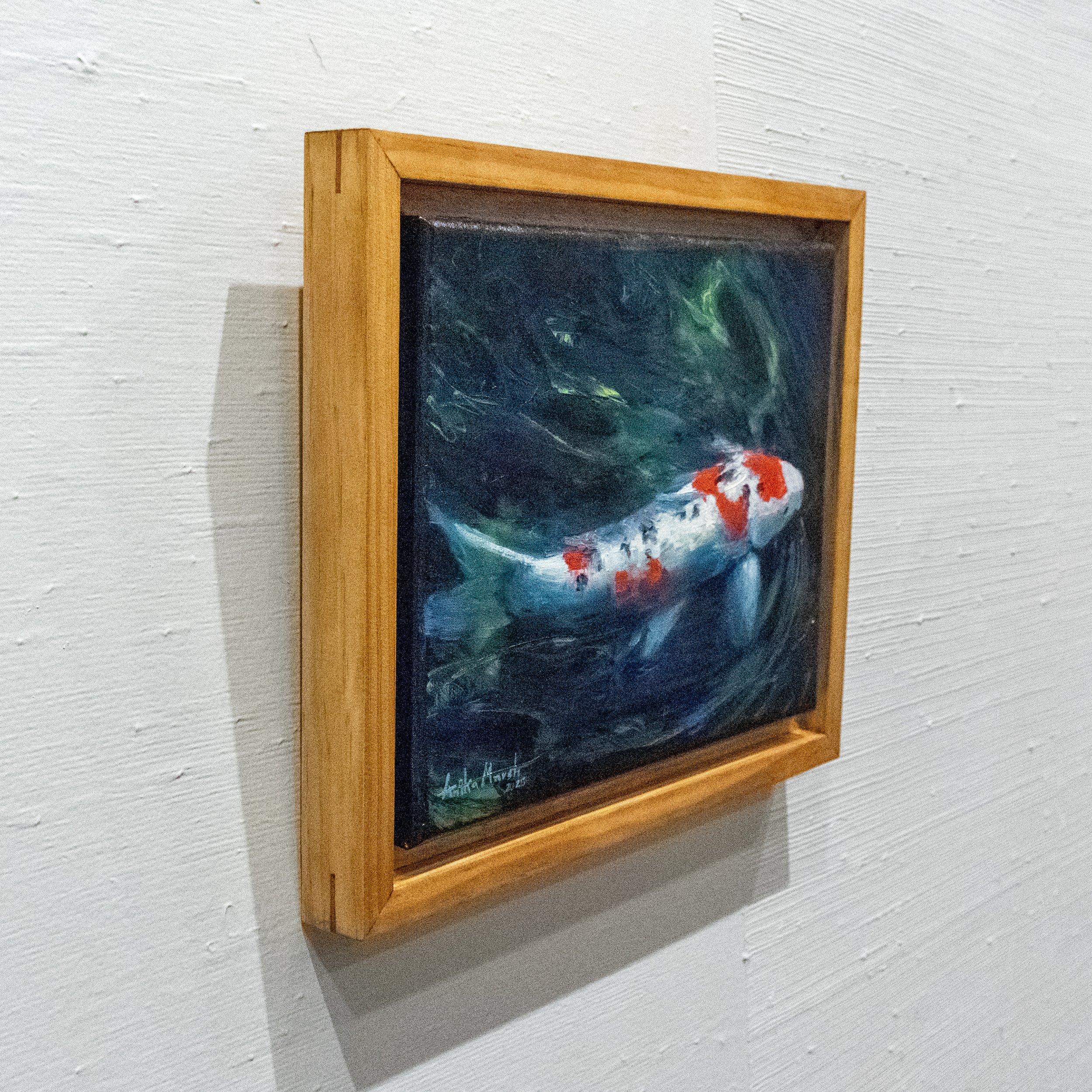 koi-in-flowing-hues-product-photo-side-shot.jpg