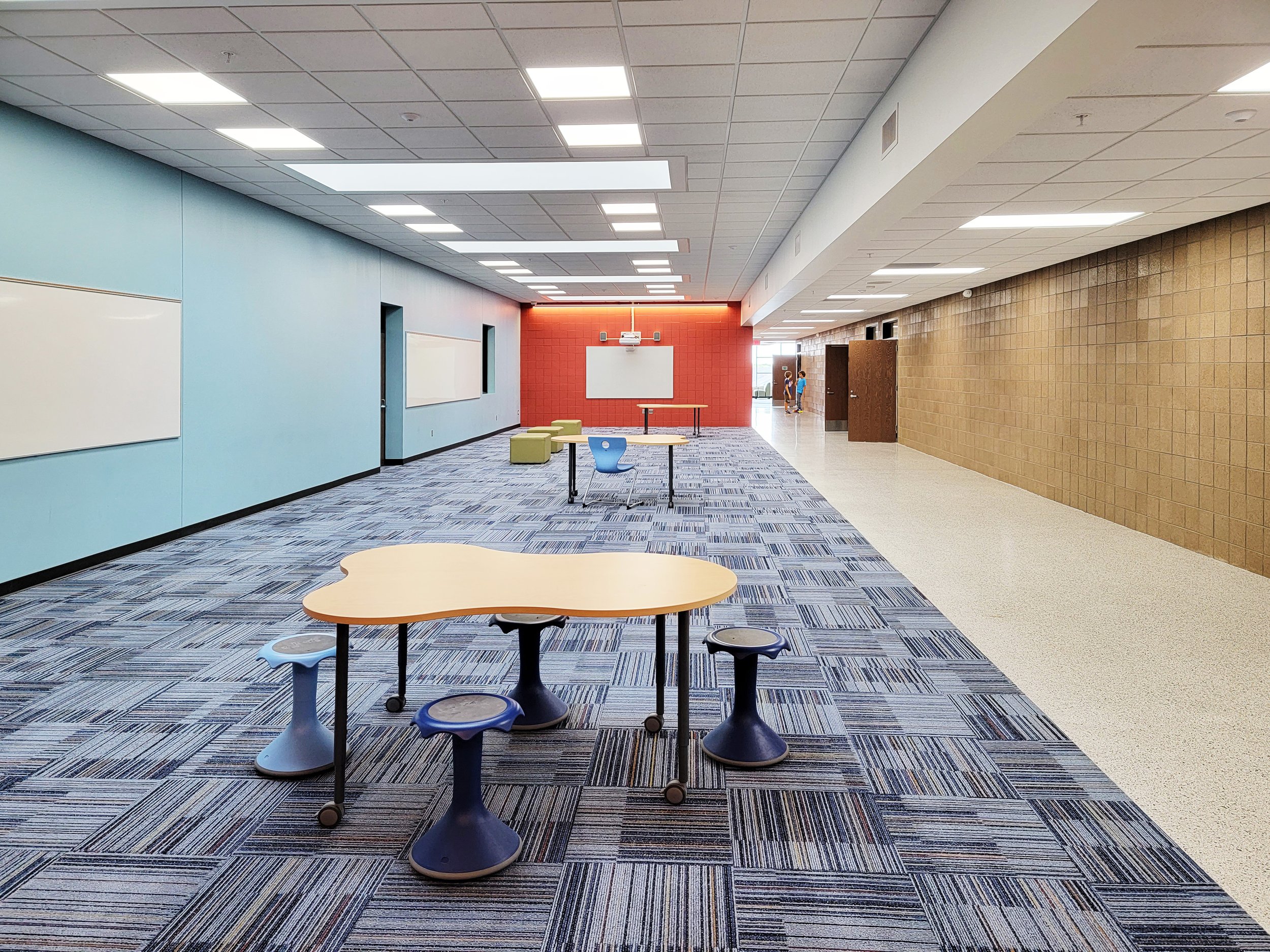 TWIN OAKS MIDDLE SCHOOL
