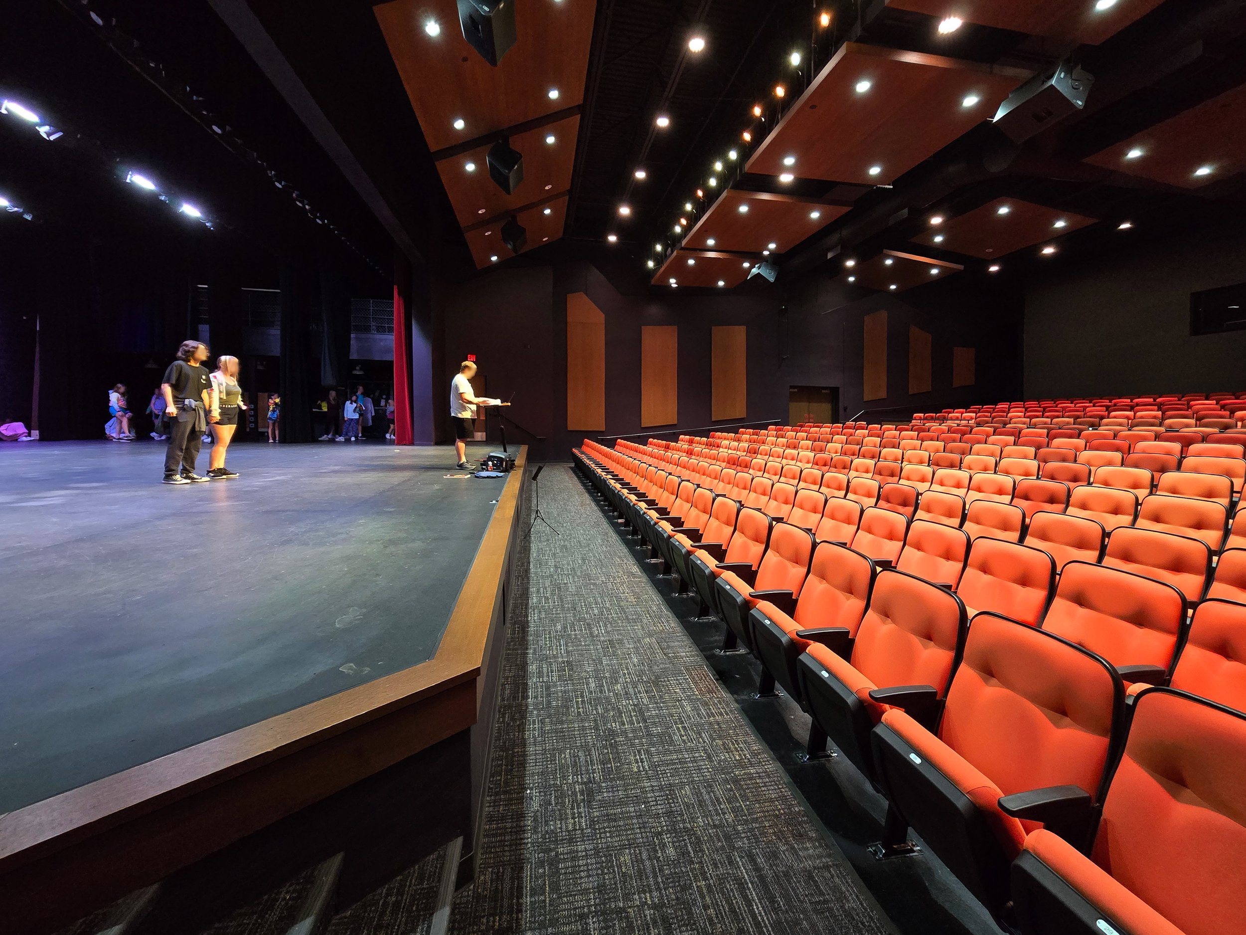 TWIN OAKS THEATER 3.jpg
