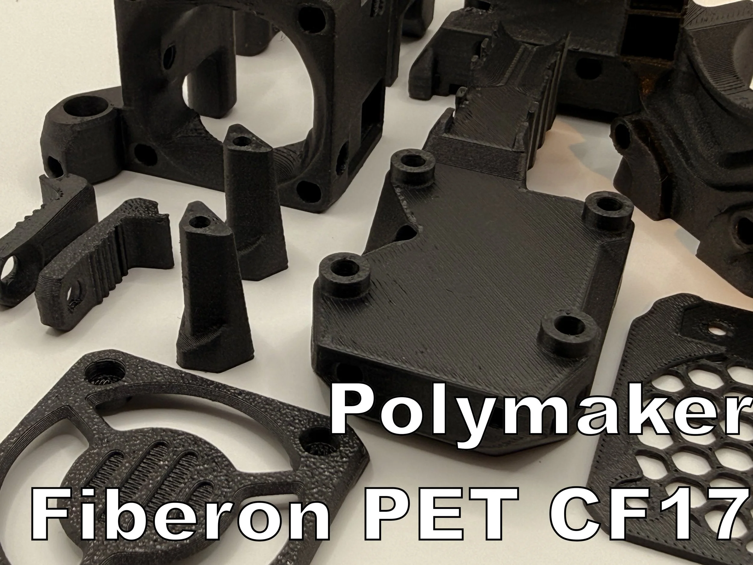 Materialservice für Polymaker Fiberon™ PET-CF17: carbonfaserverstärktes PET für steife, maßhaltige und chemisch beständige FDM-Funktionsteile. Inkl. kalibrierter Druckprofile, Probedrucke und technischer Beratung.