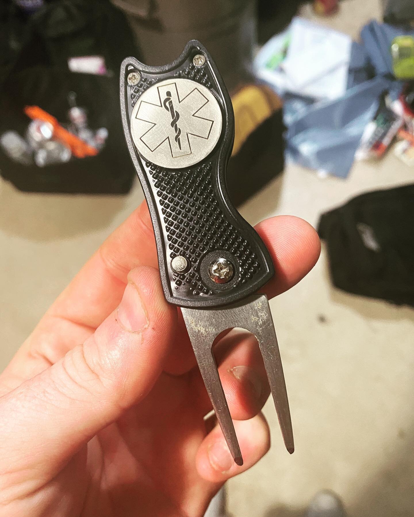 Who wants a customized switchblade divot tool? Shoot me a message!

#Newproduct #golf #golfing #golflife #divottool #SmallBusiness #custom #homebusiness #engraving #custommade #O1RCustoms