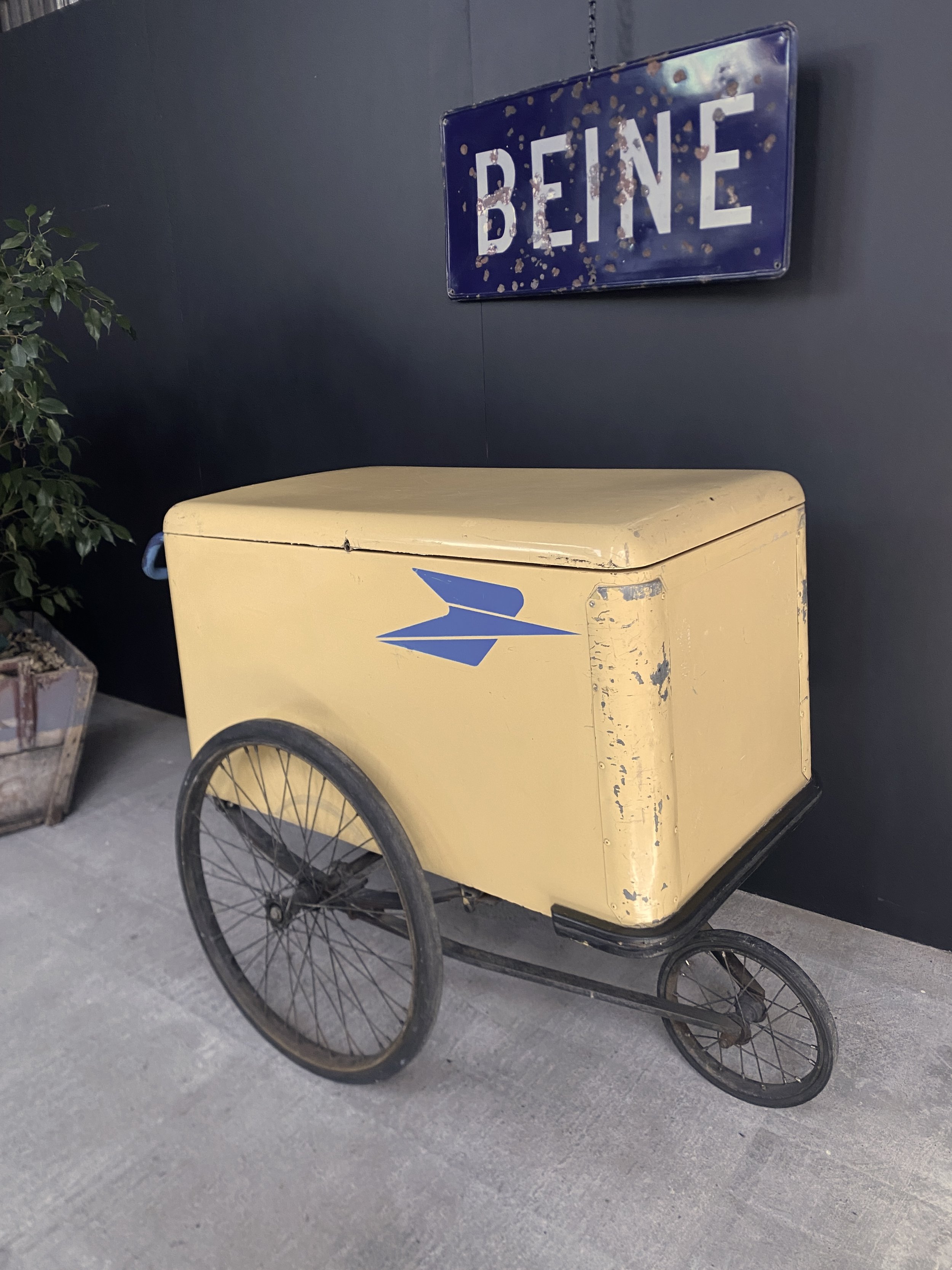 1050's French Postal Cart France Delivery So Vintage L'original Antiques Antique New Zealand NZ 6.jpeg