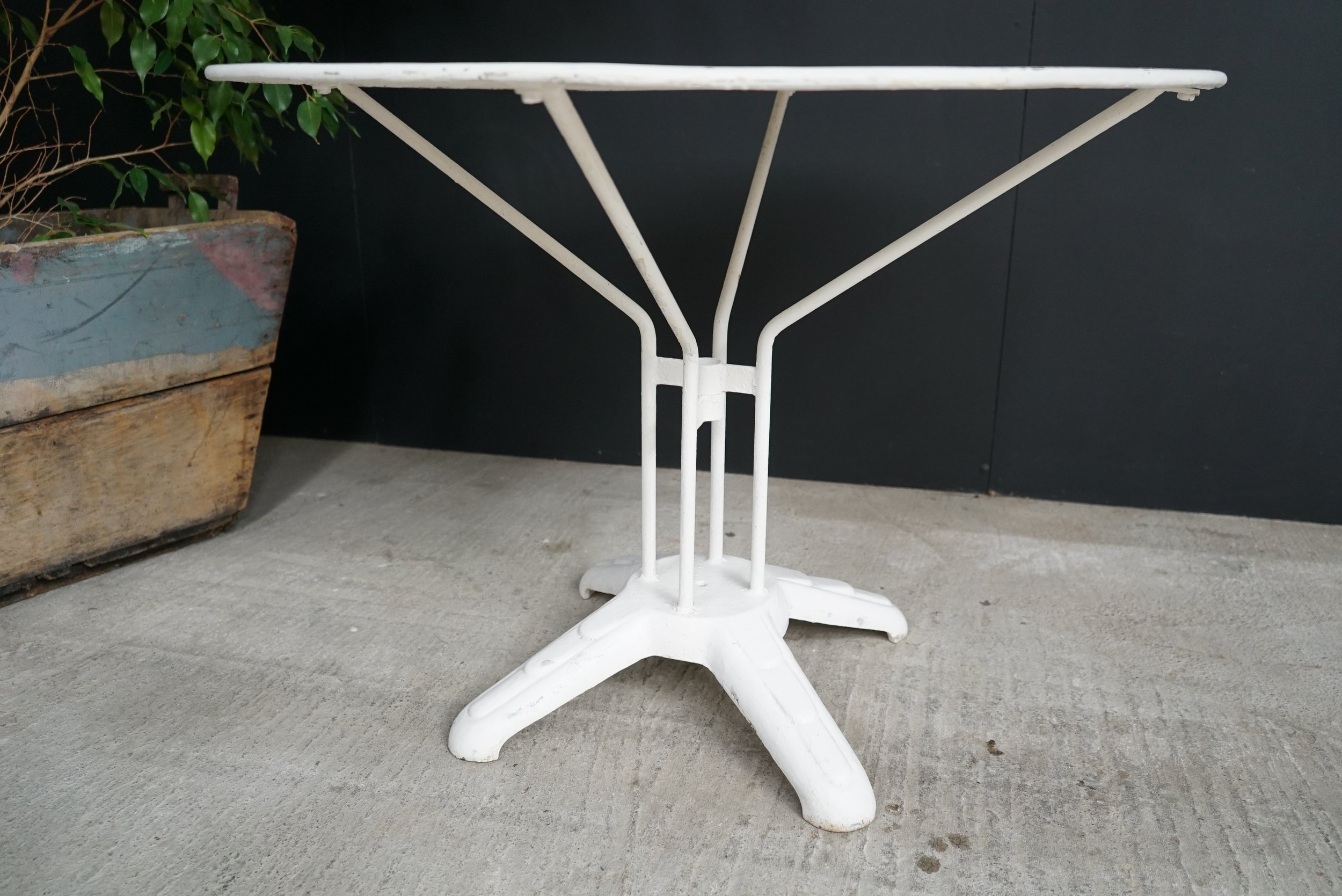 1930’s Art Déco Garden Table From Isle Sur La Sorgue - South East France So Vintage Shop Online L'original Antiques Hawkes Bay