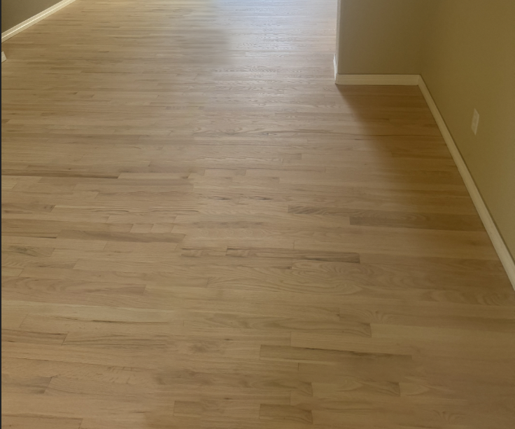 eminence-flooring-refinish-before-5.png