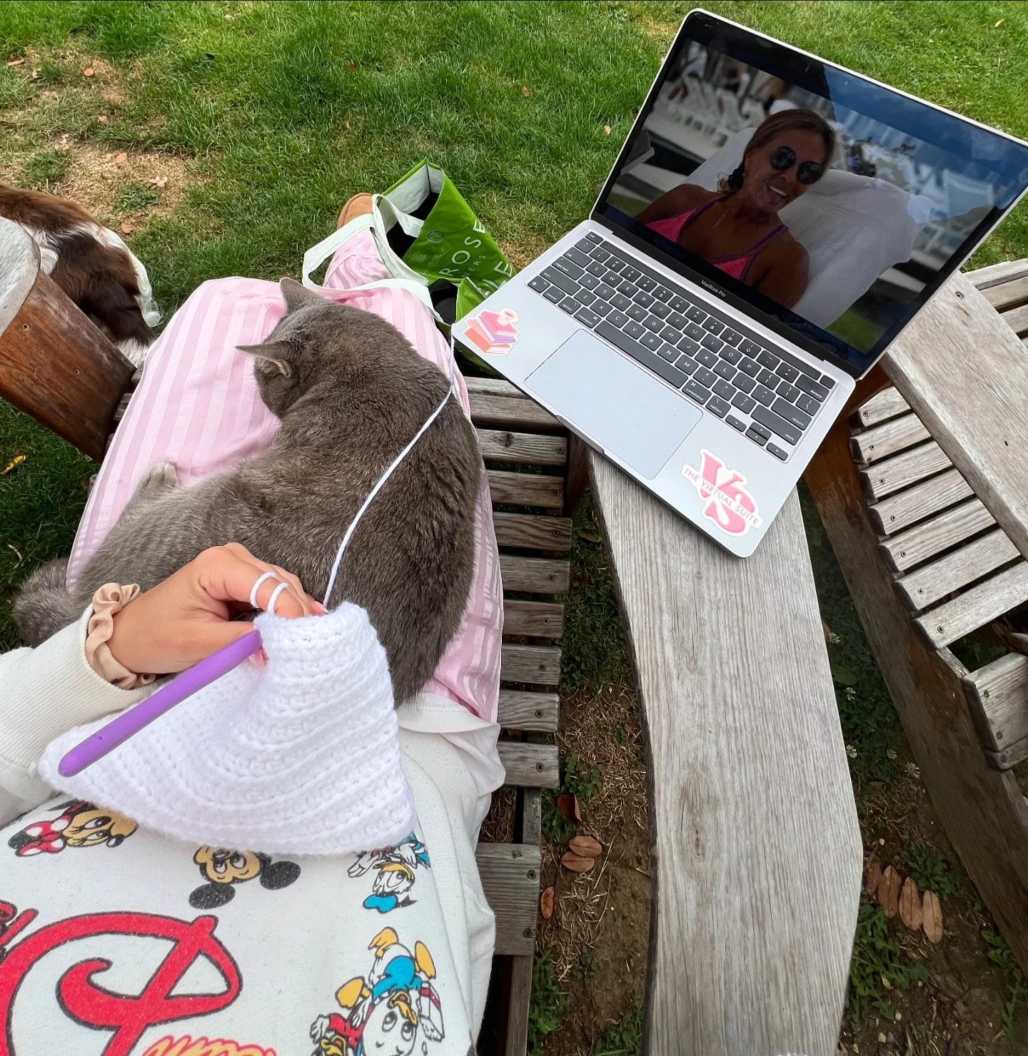 Been offline fighting the flu so here&rsquo;s a few things I haven&rsquo;t shared pre being down with the sickness&hellip;

☁️ I learnt to crochet and am obsessed 
💅🏼 Got a new dip nail kit and slowly getting the hang of it 
👩🏼&zwj;💻 Making magi