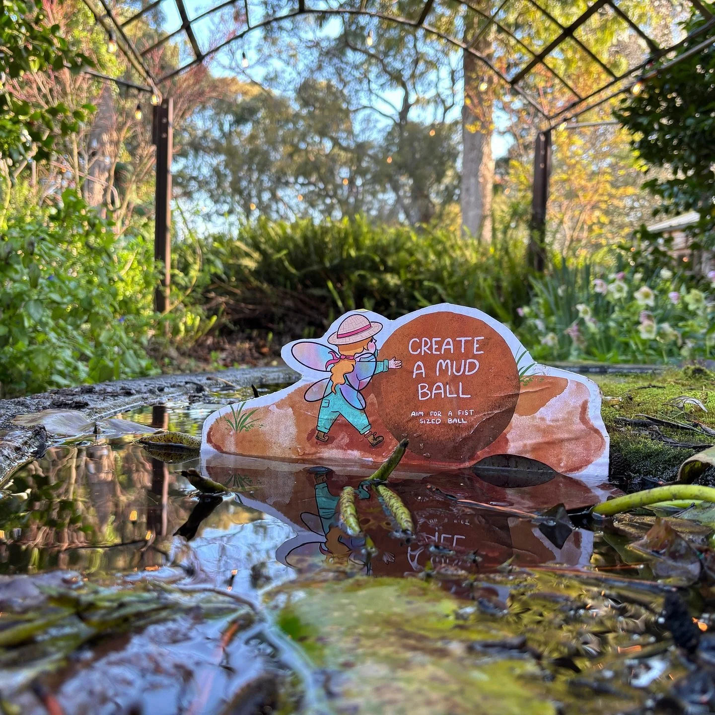 Ashcombe Maze is childhood magic in venue form. So when I was asked if I&rsquo;d like to host some Kokedama making as part of their Father&rsquo;s Day celebrations I was overjoyed!

While preparing I couldn&rsquo;t help but think about how I could cr