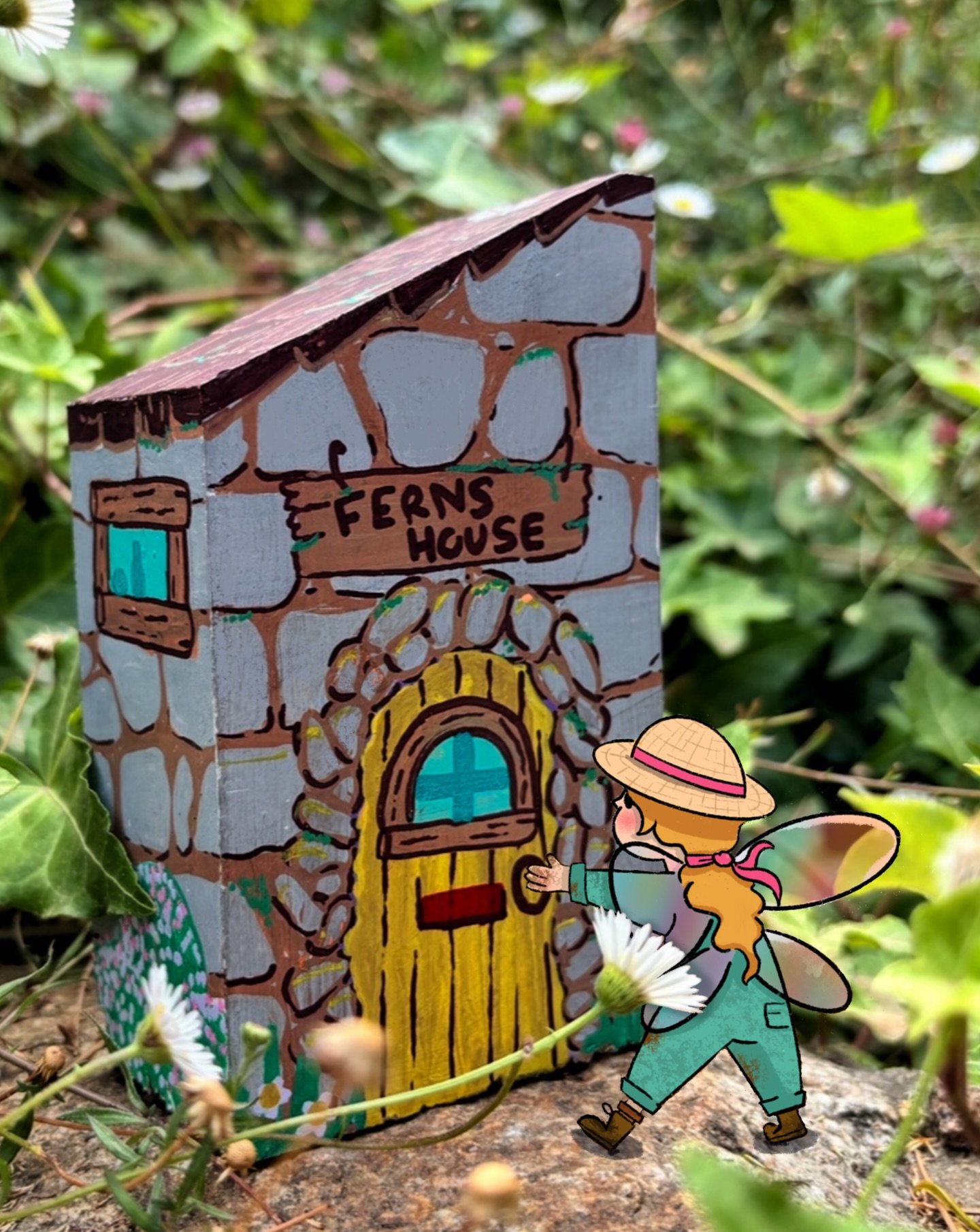 Almost time to make more fairy houses! 
Fern loves hers ☺️