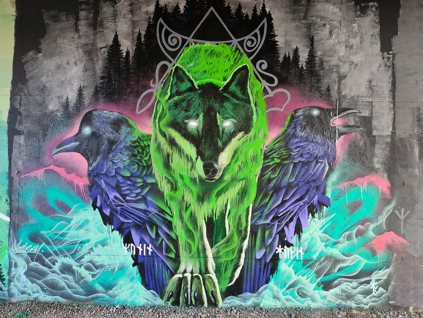 Mural of Cu Sith Celtic dog and 2 Viking Ravens in Stirling