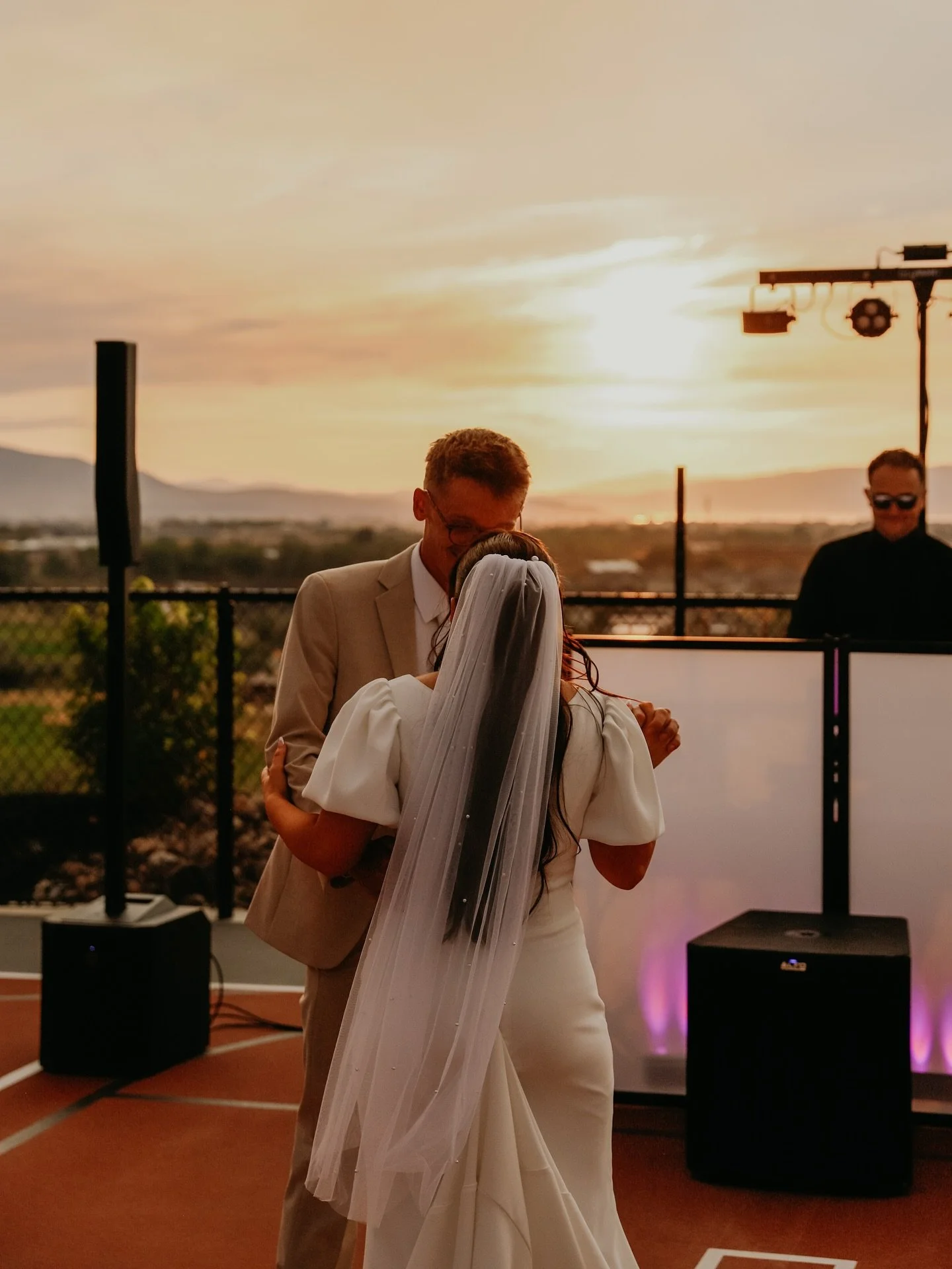 Did someone say party?! 🎉 That&rsquo;s exactly what Bridger and Bridgette&rsquo;s wedding was all about! We had an absolute blast setting the atmosphere for their big day, complete with great music, amazing energy, and of course, those stunning Utah