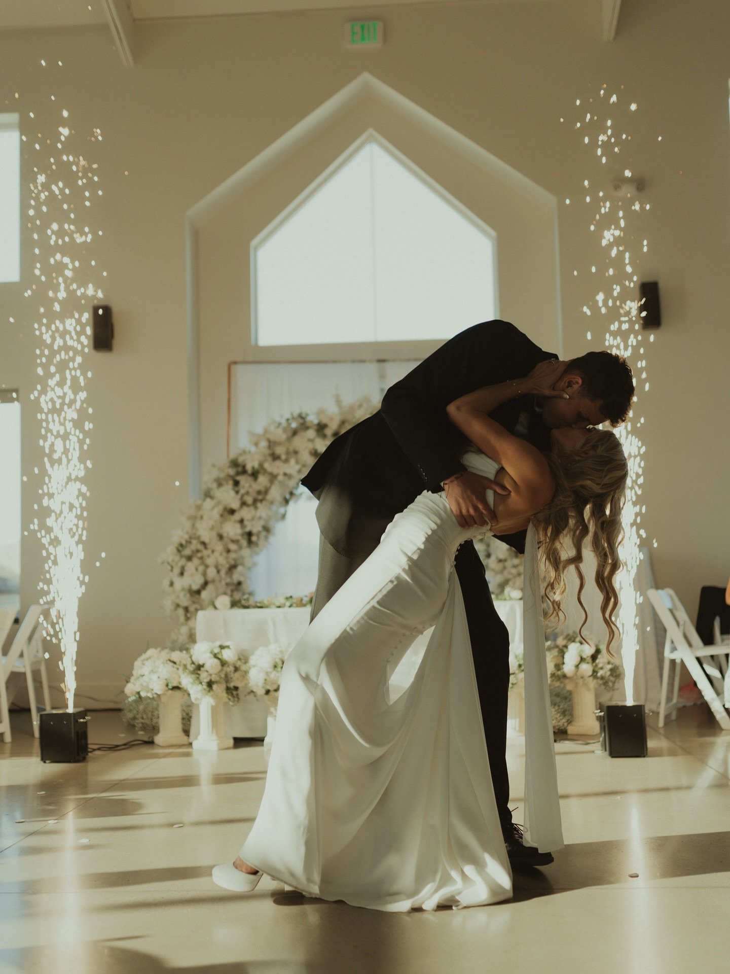 From ceremony to dancing we had a blast partying with Mr. &amp; Mrs. Zapała! 🪩🍾 

#weddingdj #utahweddingdj #party #dancing #weddingvendor