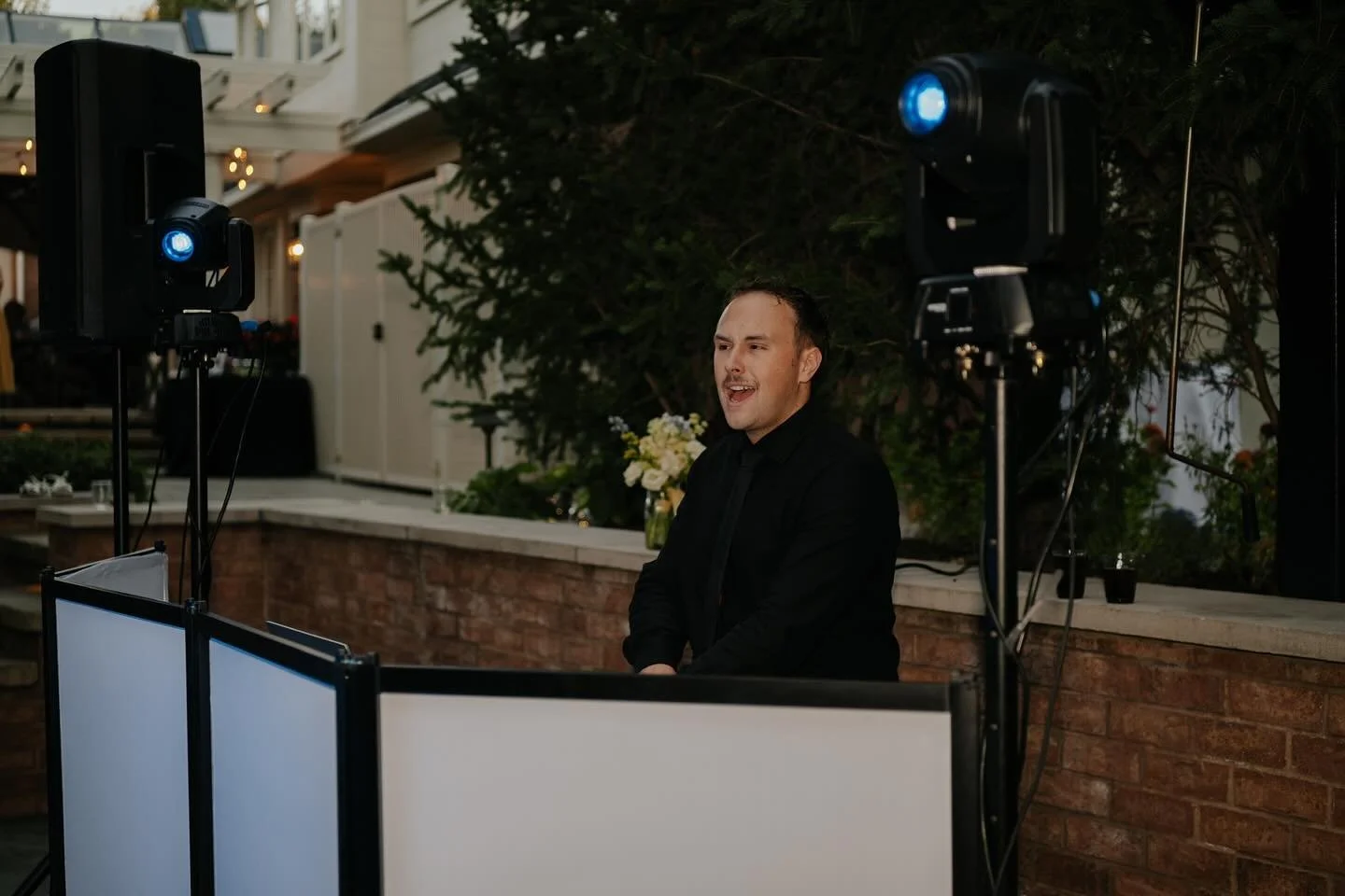 Transporting you to Ava &amp; Jack&rsquo;s dance party in 3..2..1.. 🕺🪩

Utah Wedding DJ | Utah Dance Party | Elevate Events | Utah DJ

📸: @keelybphoto