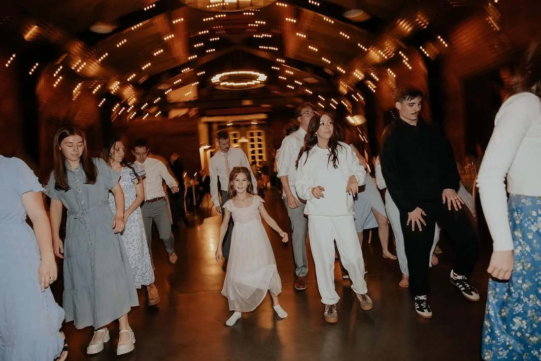 Late December back in &lsquo;25...🎶✨

What a night it was ending the year with this incredible Utah wedding send-off. We brought out the cold sparklers to light up the sky while &ldquo;December, 1963&rdquo; kept the energy high for the bride and gro