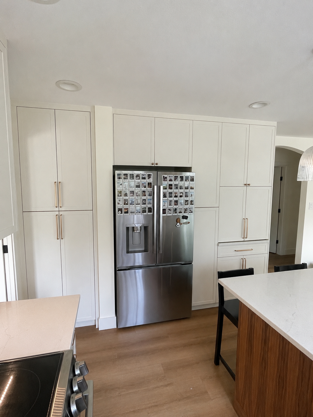 White Shaker with Walnut Island