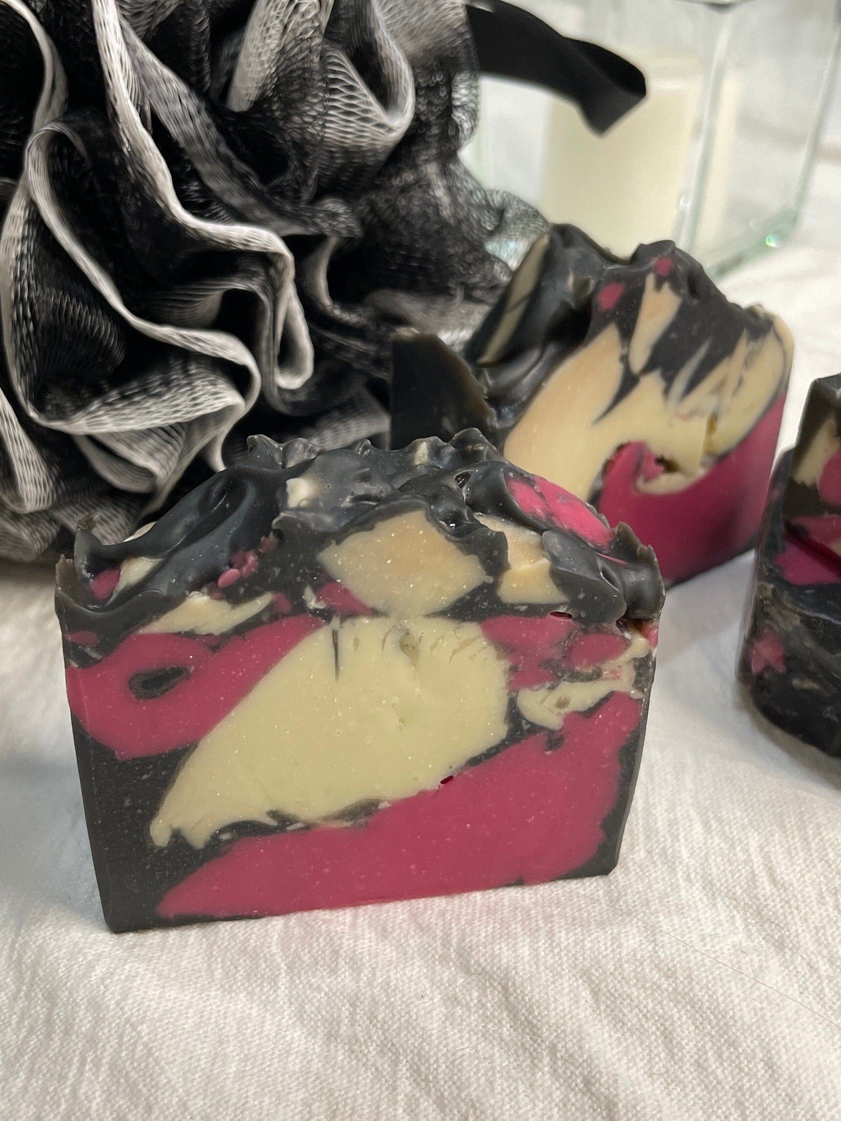 https://i.etsystatic.com/49403649/r/il/286d98/5958851497/il_fullxfull.5958851497_2u9a.jpg