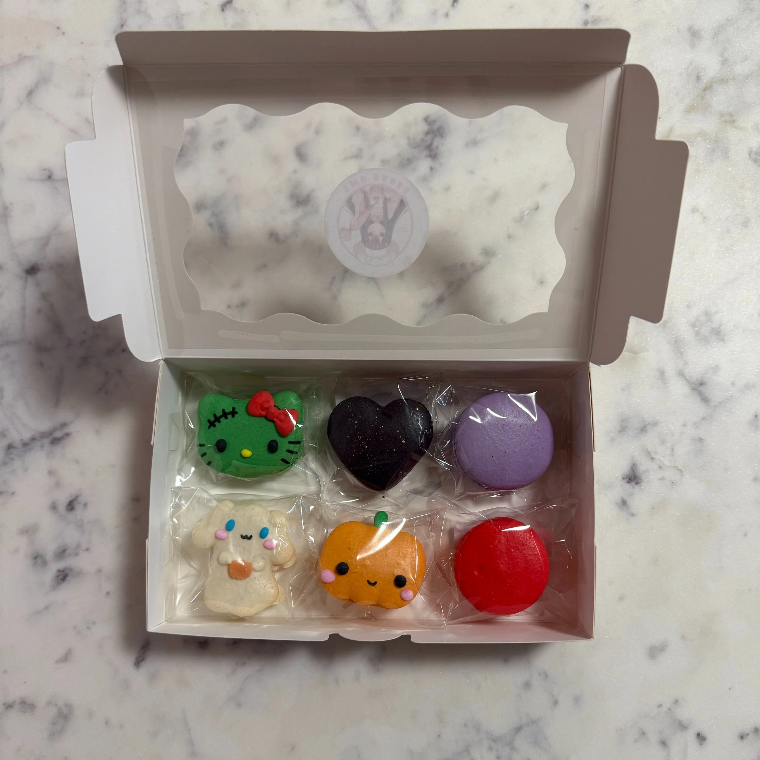 Halloween Pop Up Macarons.jpg