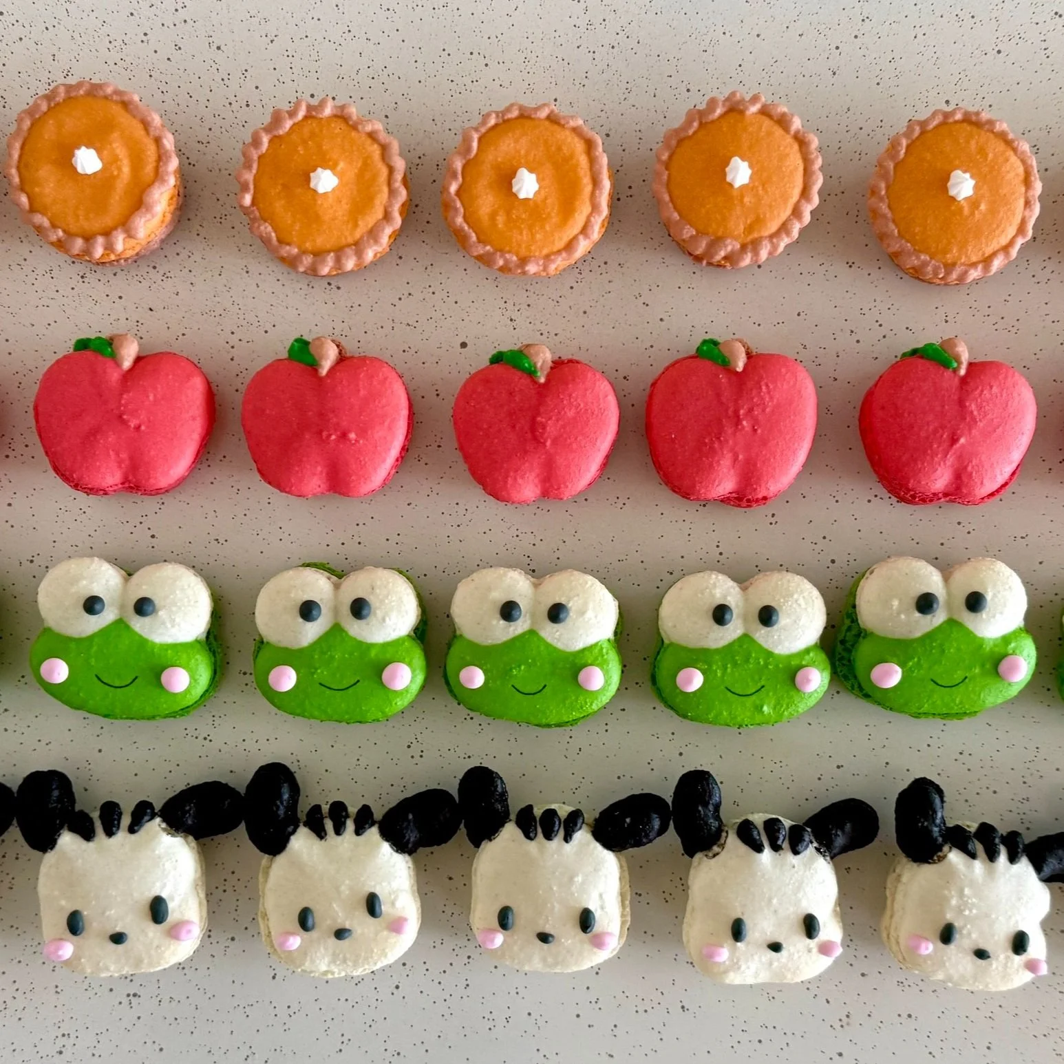 Thanksgiving Macarons.jpg