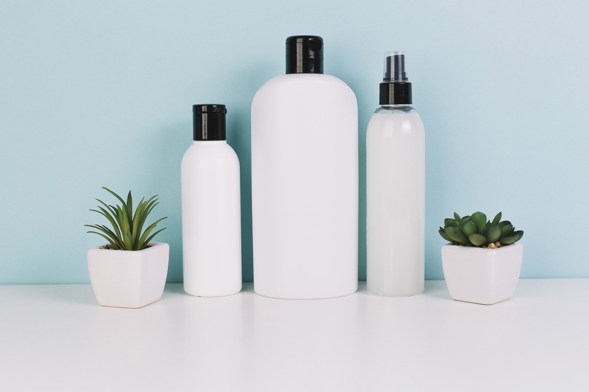Moisturizing Ingredients in Sunscreens: What to Look For