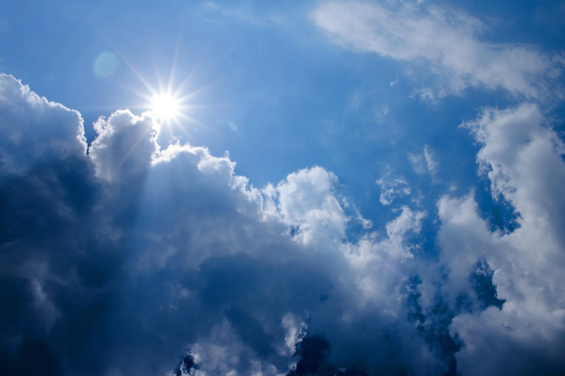 Midday Sun Care: Reapplication Strategies That Work