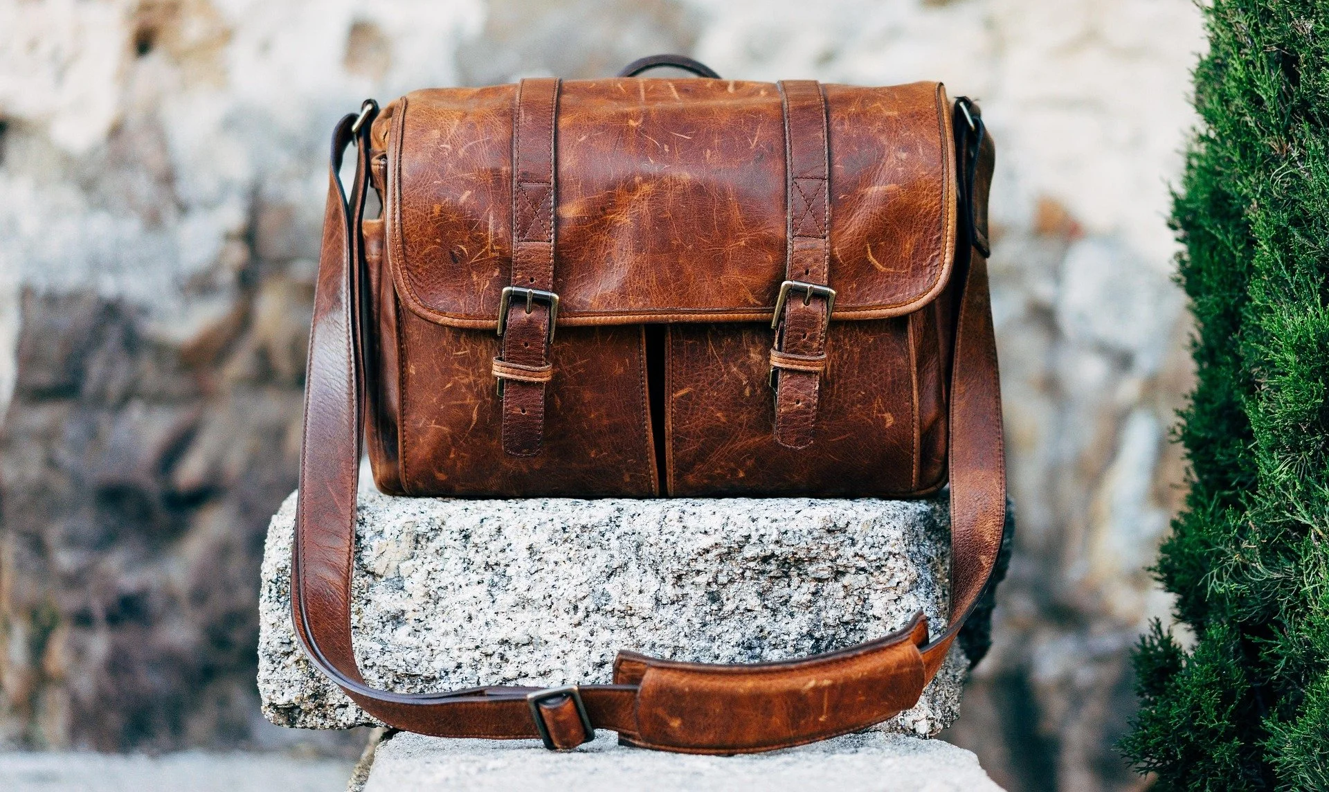 Essential UPF Accessories to Keep in Your Bag