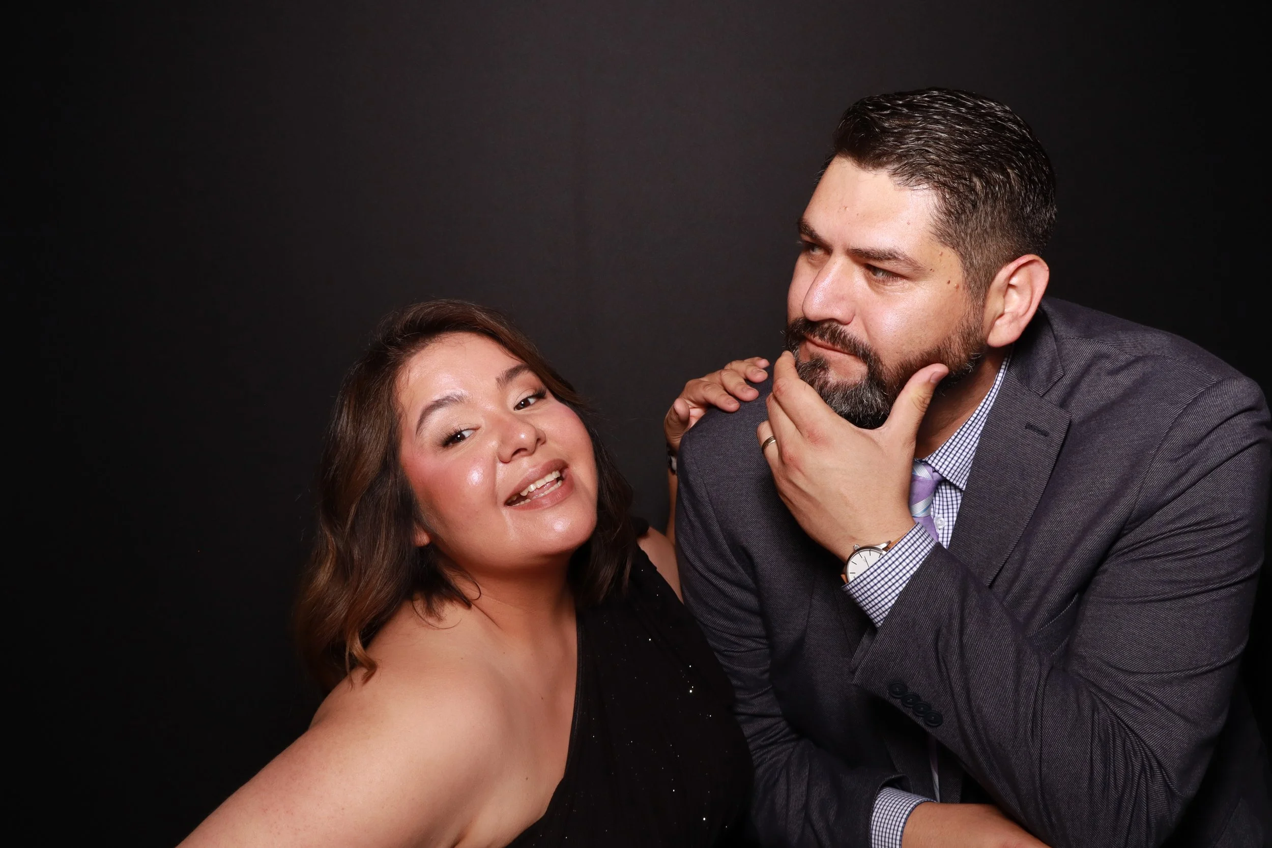 couple-enjoying-photobooth-portland-gala.JPG