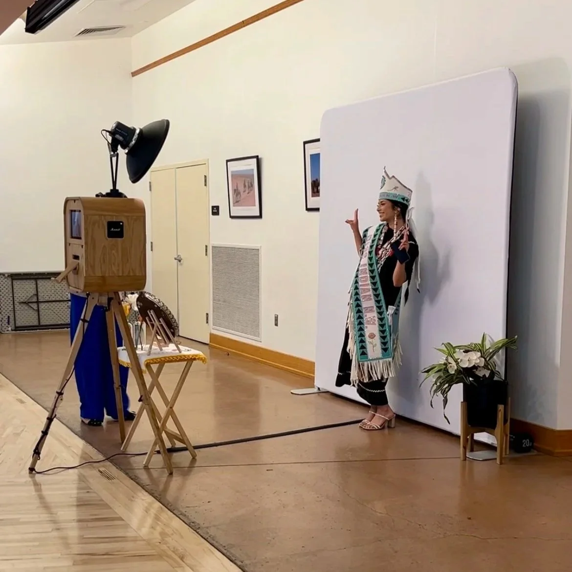 What are the Disadvantages of a Photo Booth?