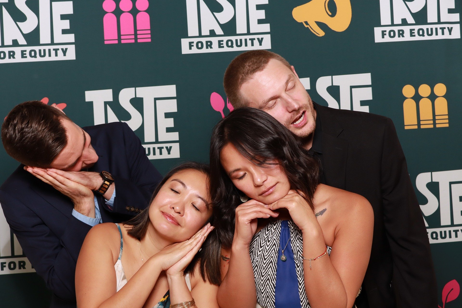 large-group-open-air-photo-booth.jpg