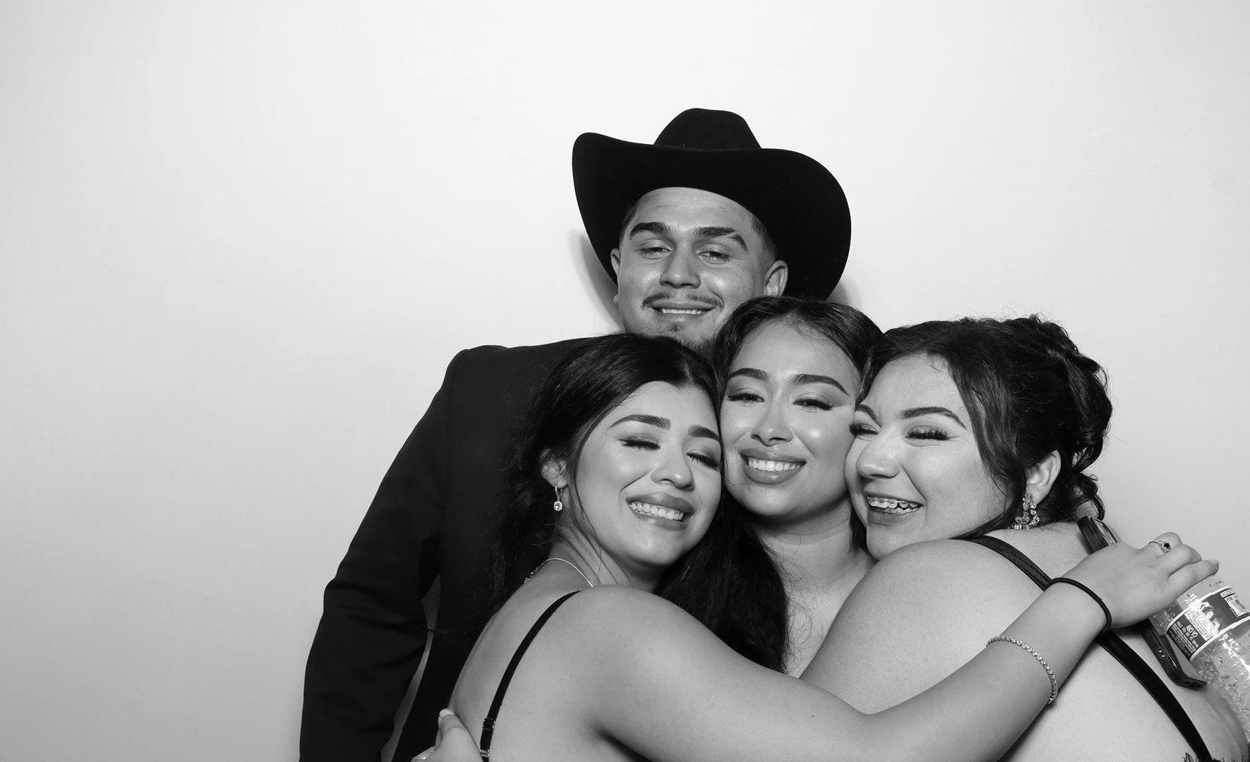 bride-and-friends-glam-photo-booth.jpg