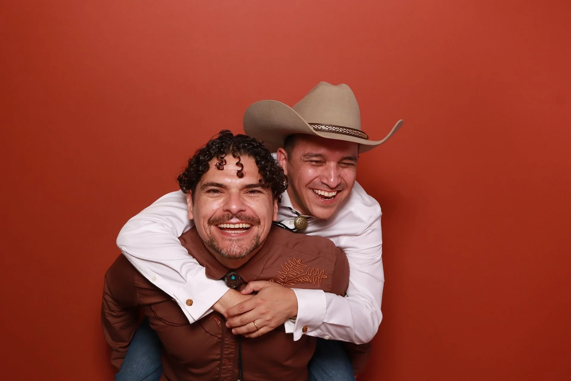 Couple having fun in photobooth at Evergreen Events McMinnville.