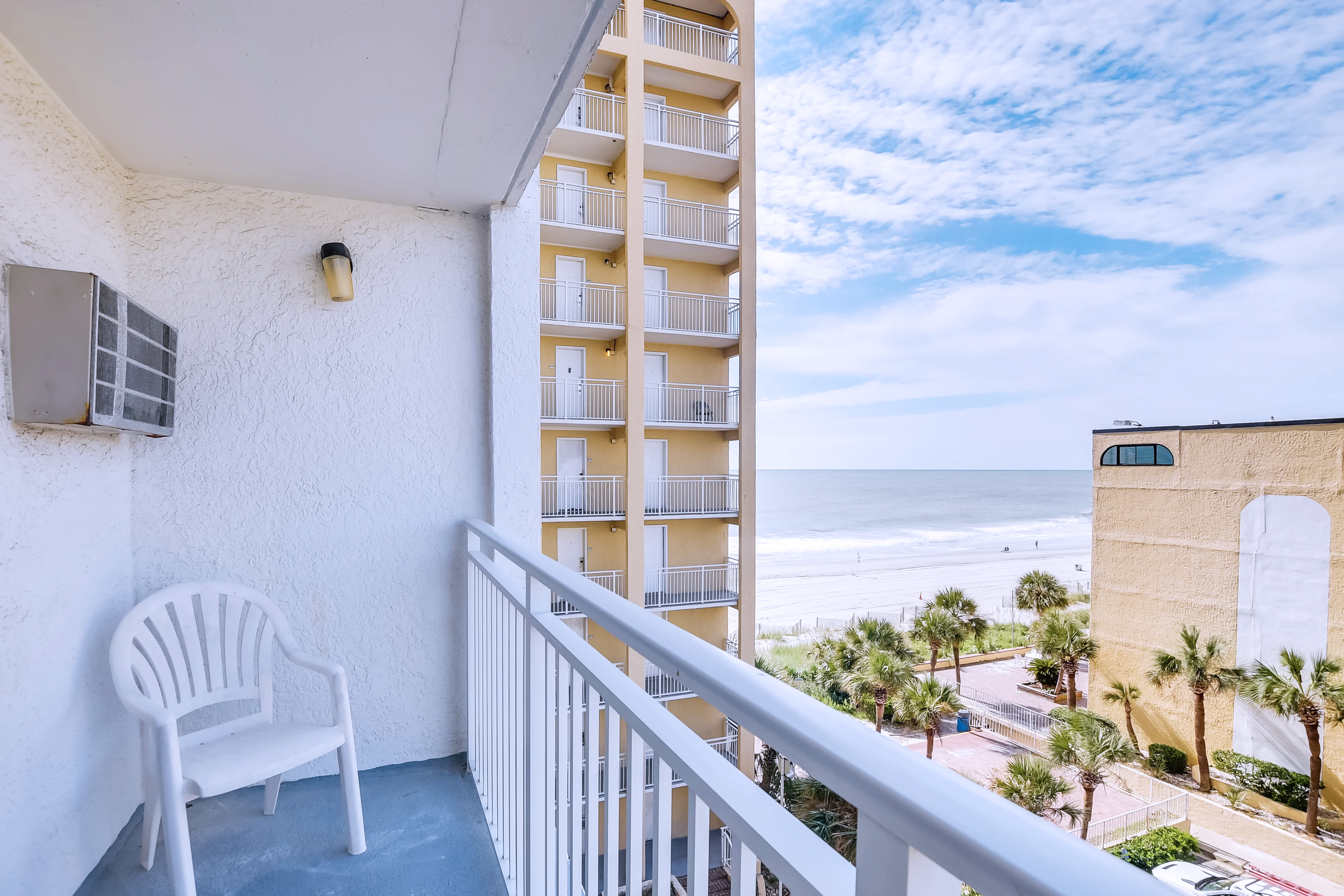 BBO Balcony Beach View.png