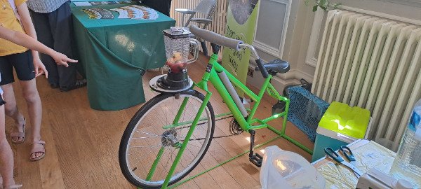 IncredibleEdible_ecostall26_smbike.jpg