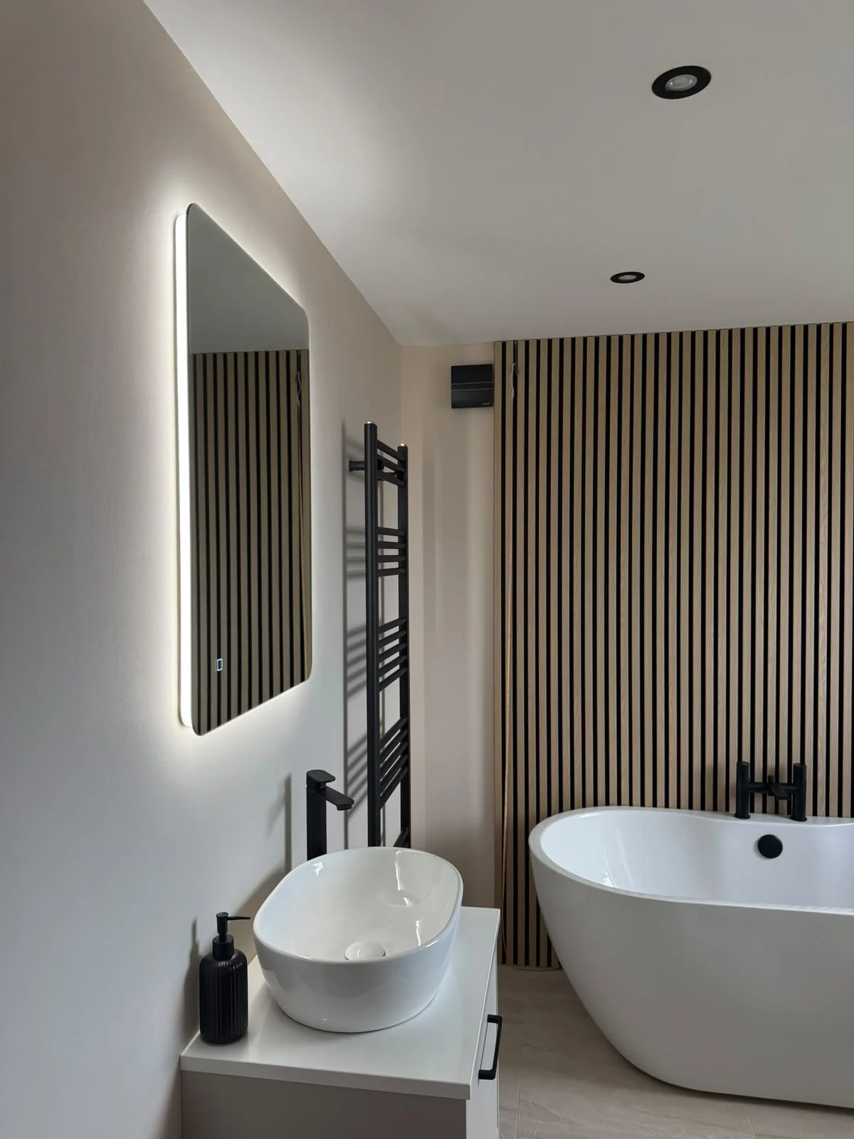 Bathroom fitting