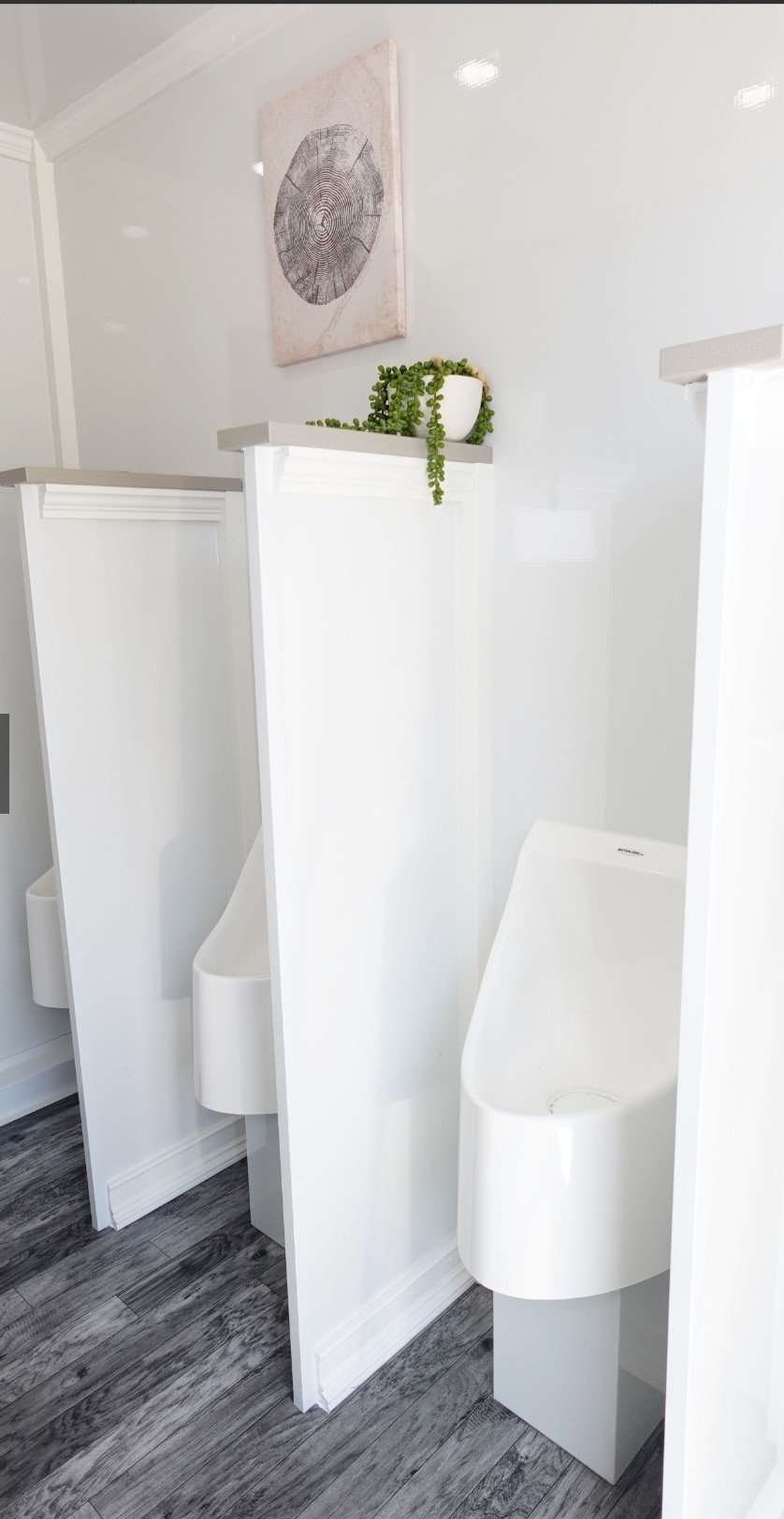 9-Stall Interior